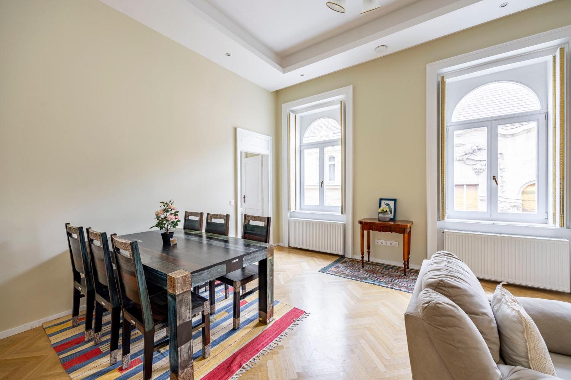 Graceful & Cozy Dream Next To The Opera House * Boedapest