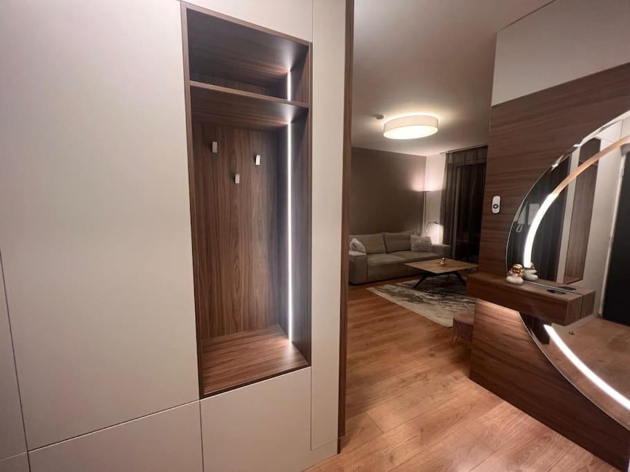 Apartament Karzo Lk 208 *
