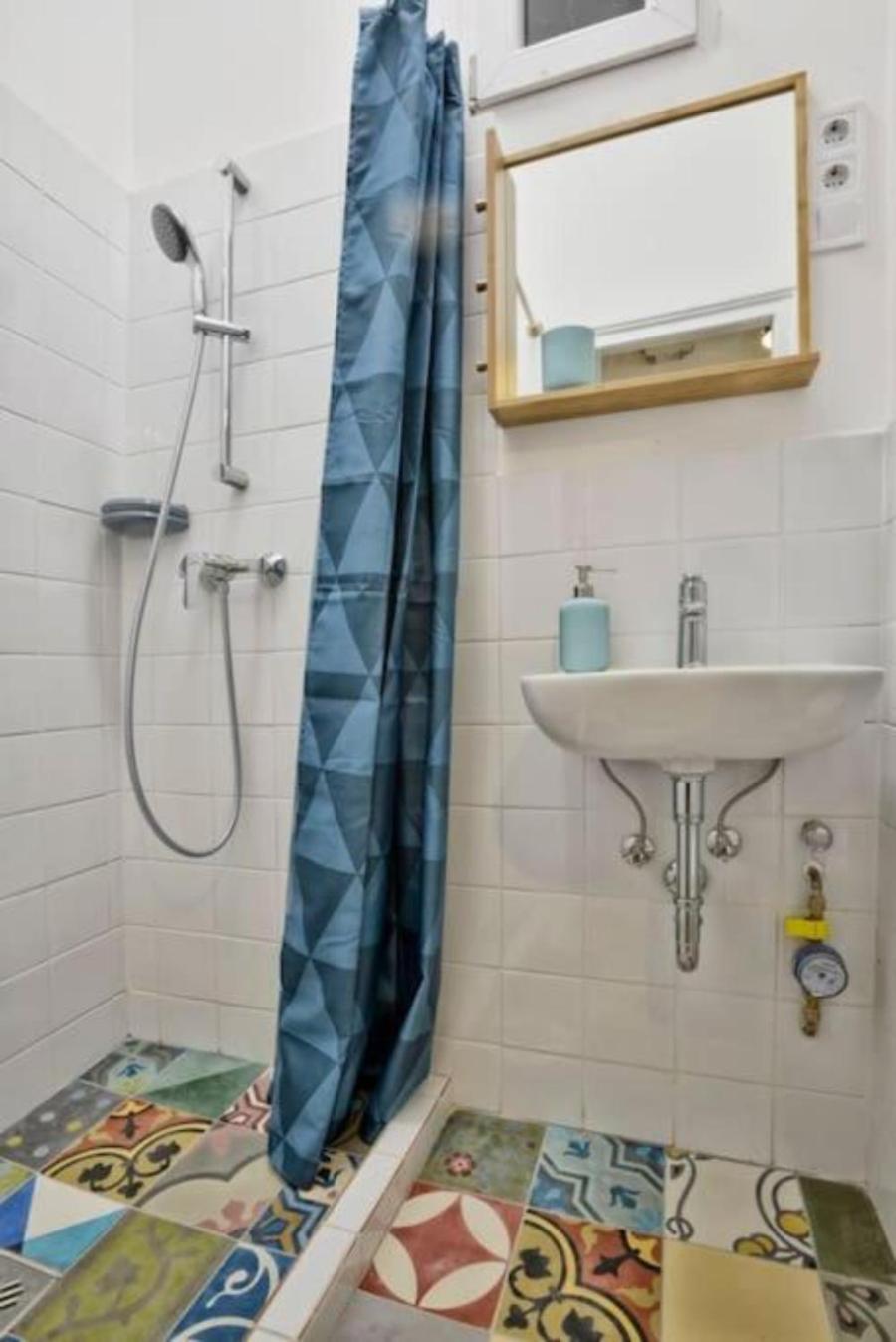 Apartamento Charming With Bistro Kitchen Budapest