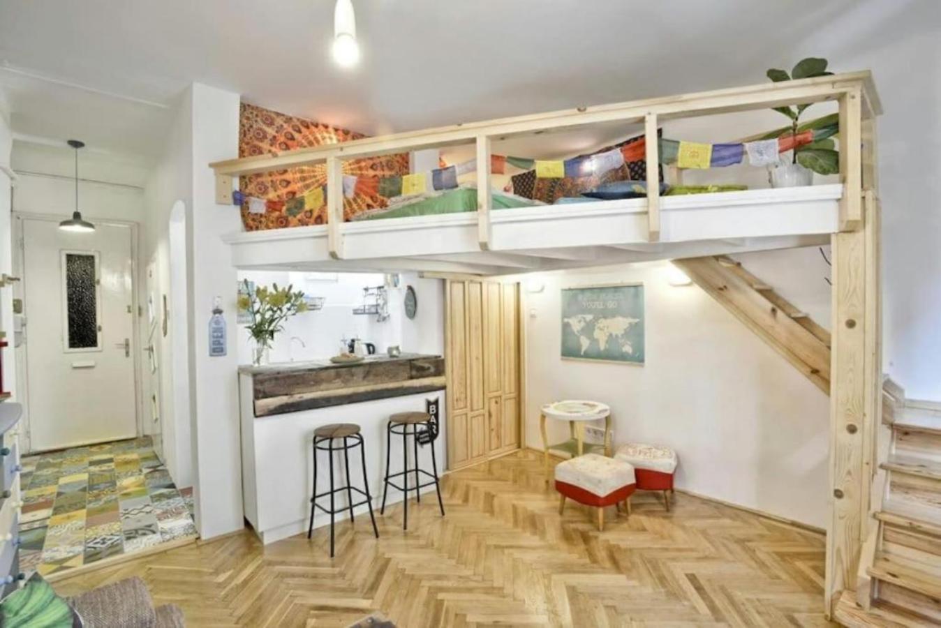 Charming With Bistro Kitchen Apartamento Budapest
