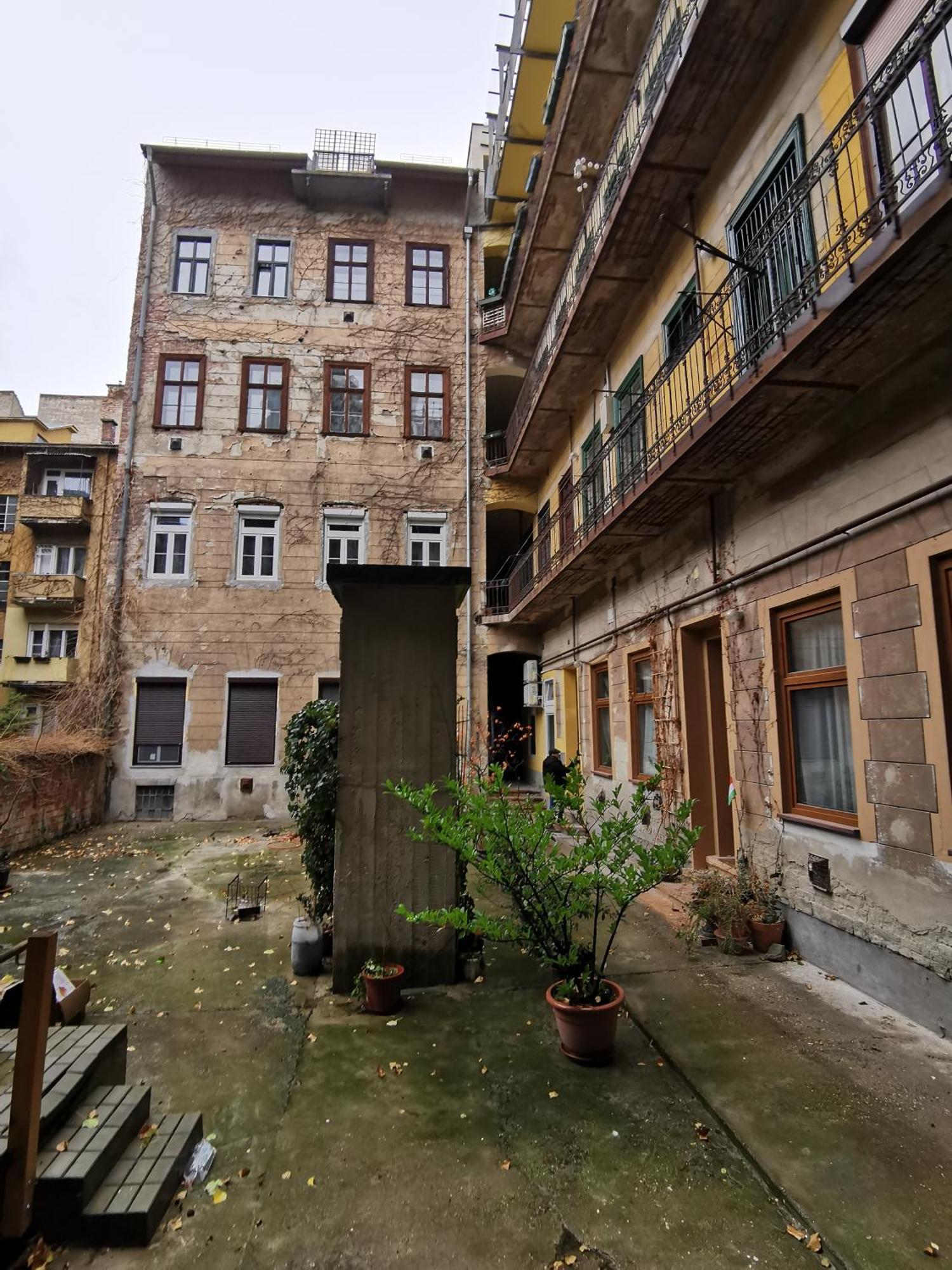 Miko Next To Castle District * Budapest