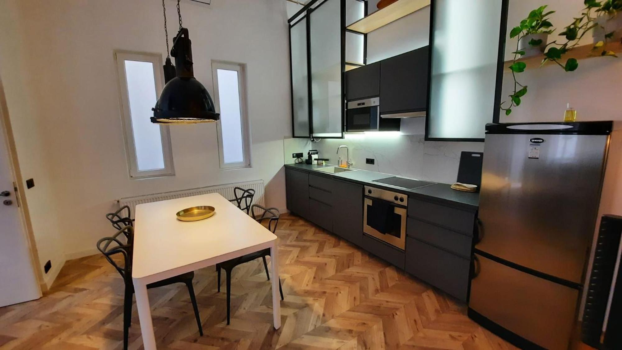 Apartment Deak Loft