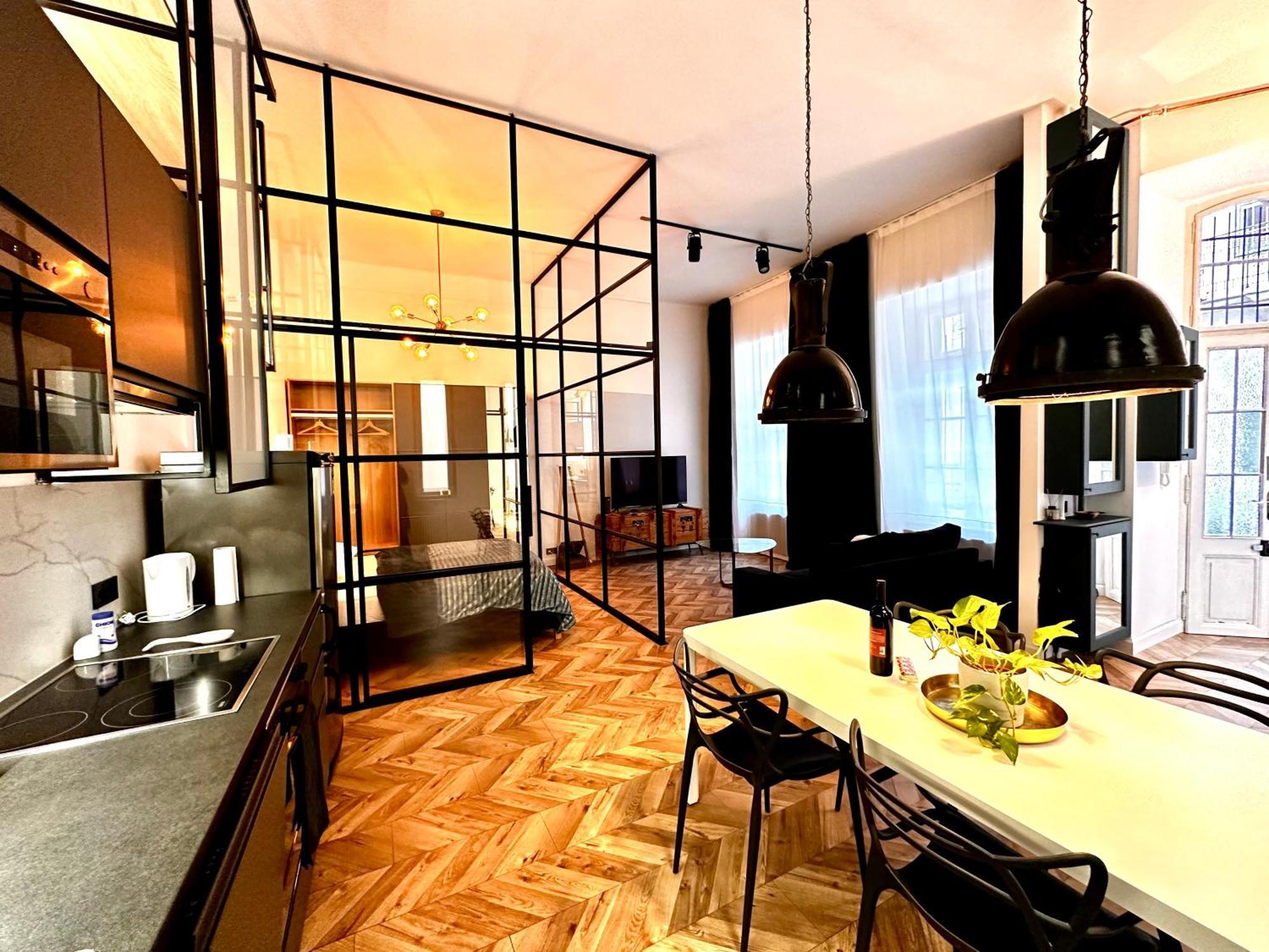 Apartment Deak Loft