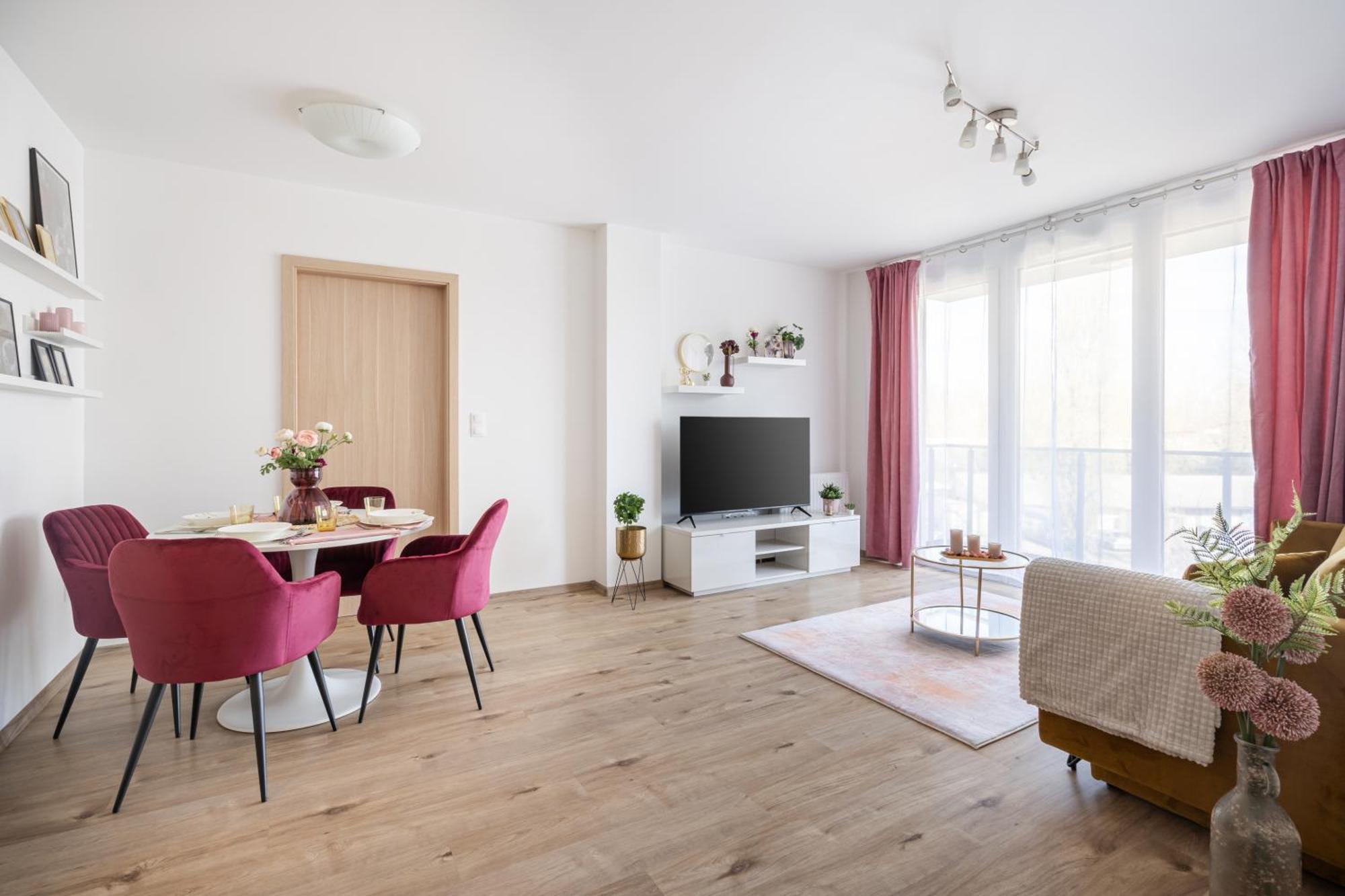 Need In Bp - Garage, Terraces, Aircon Apartmán *