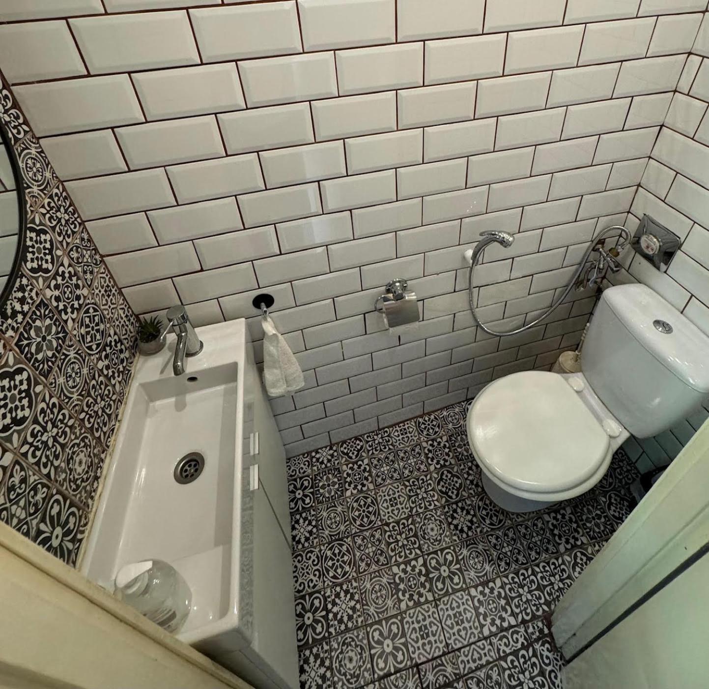 Apartamento Oktogon Spacious Ac Balcony Budapest