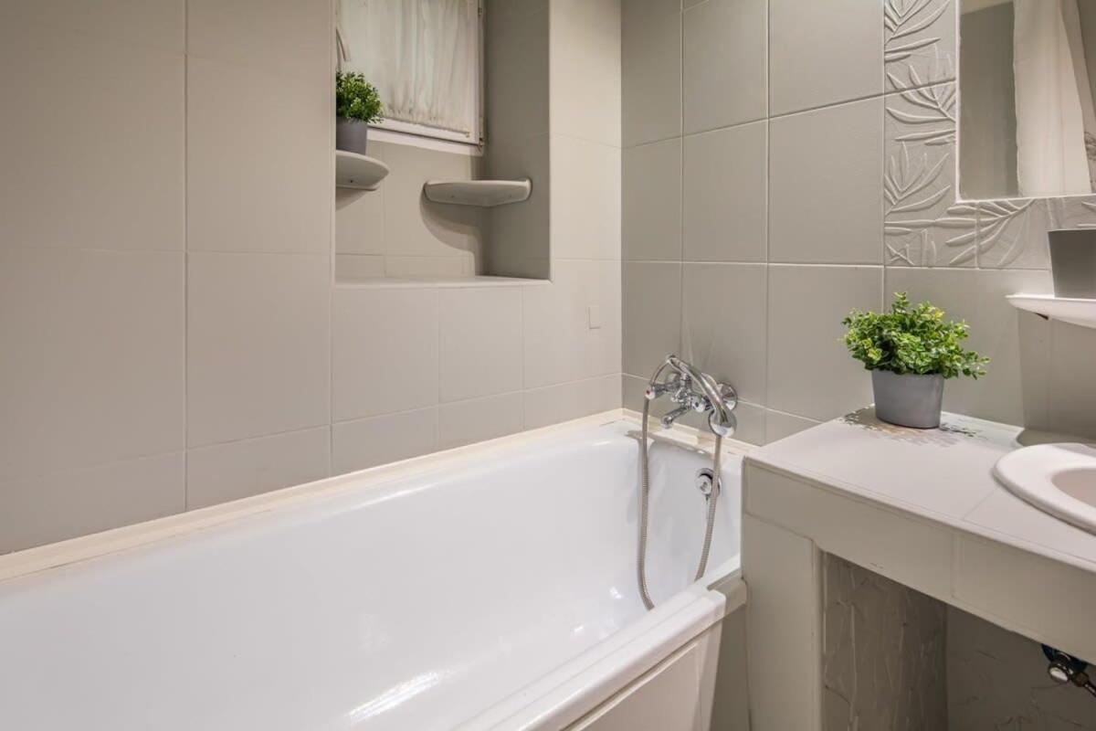 Lägenhet Trendy Downtown Hideaway