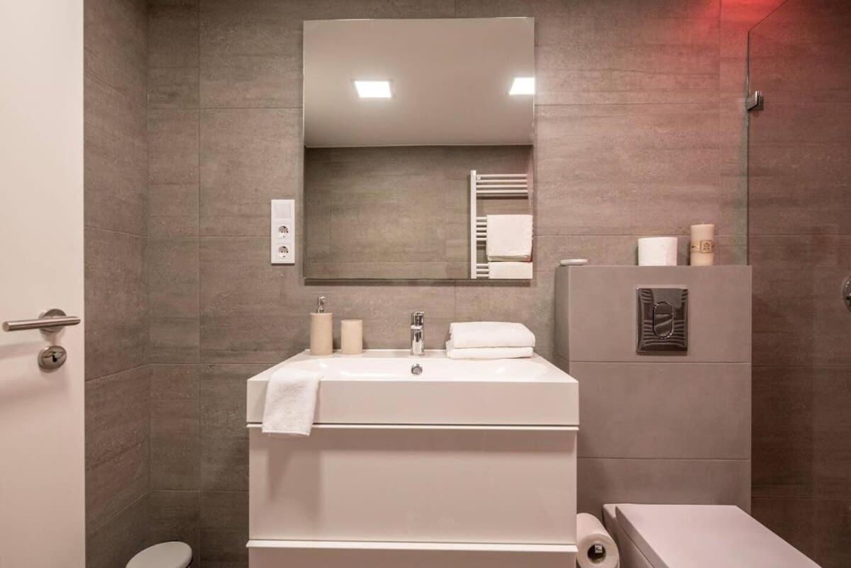 Lejlighed Renovated Design Close To The Danube Budapest