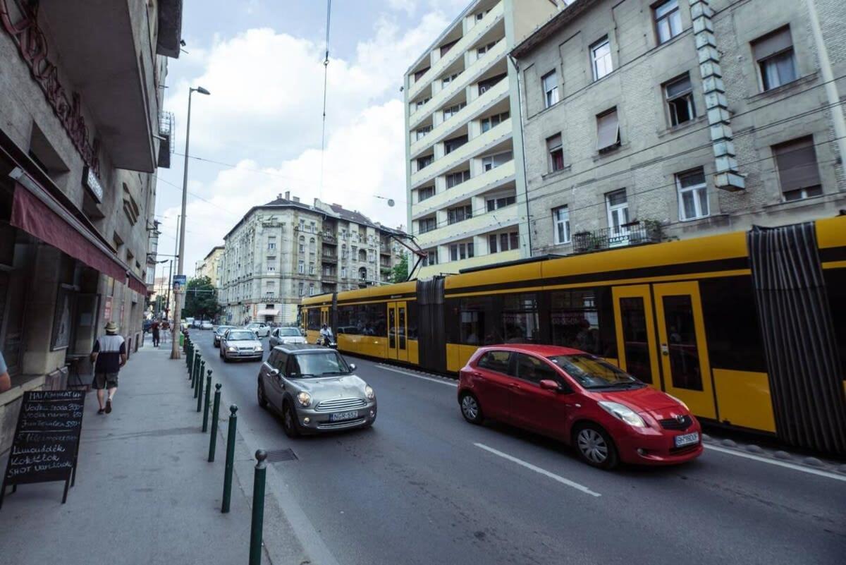 Renovated Design Close To The Danube Lejlighed