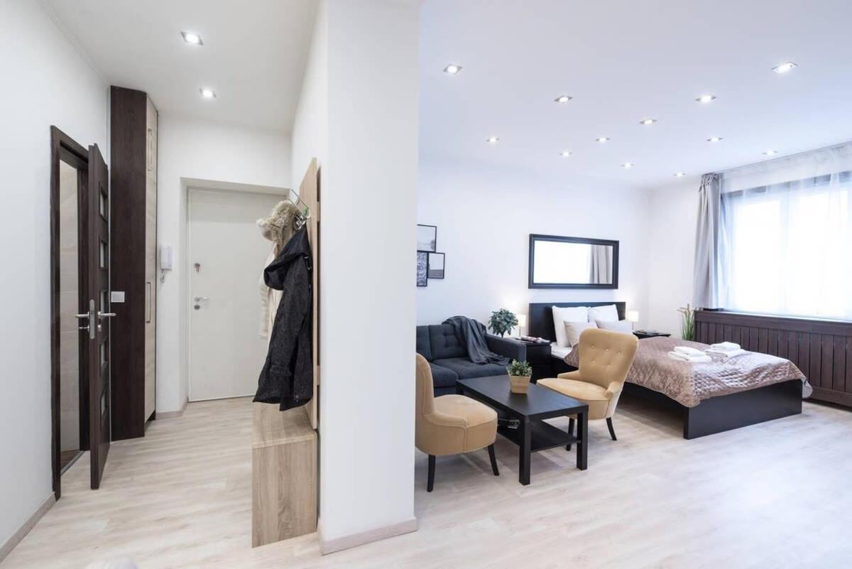 Very Modern And Cozy Ac