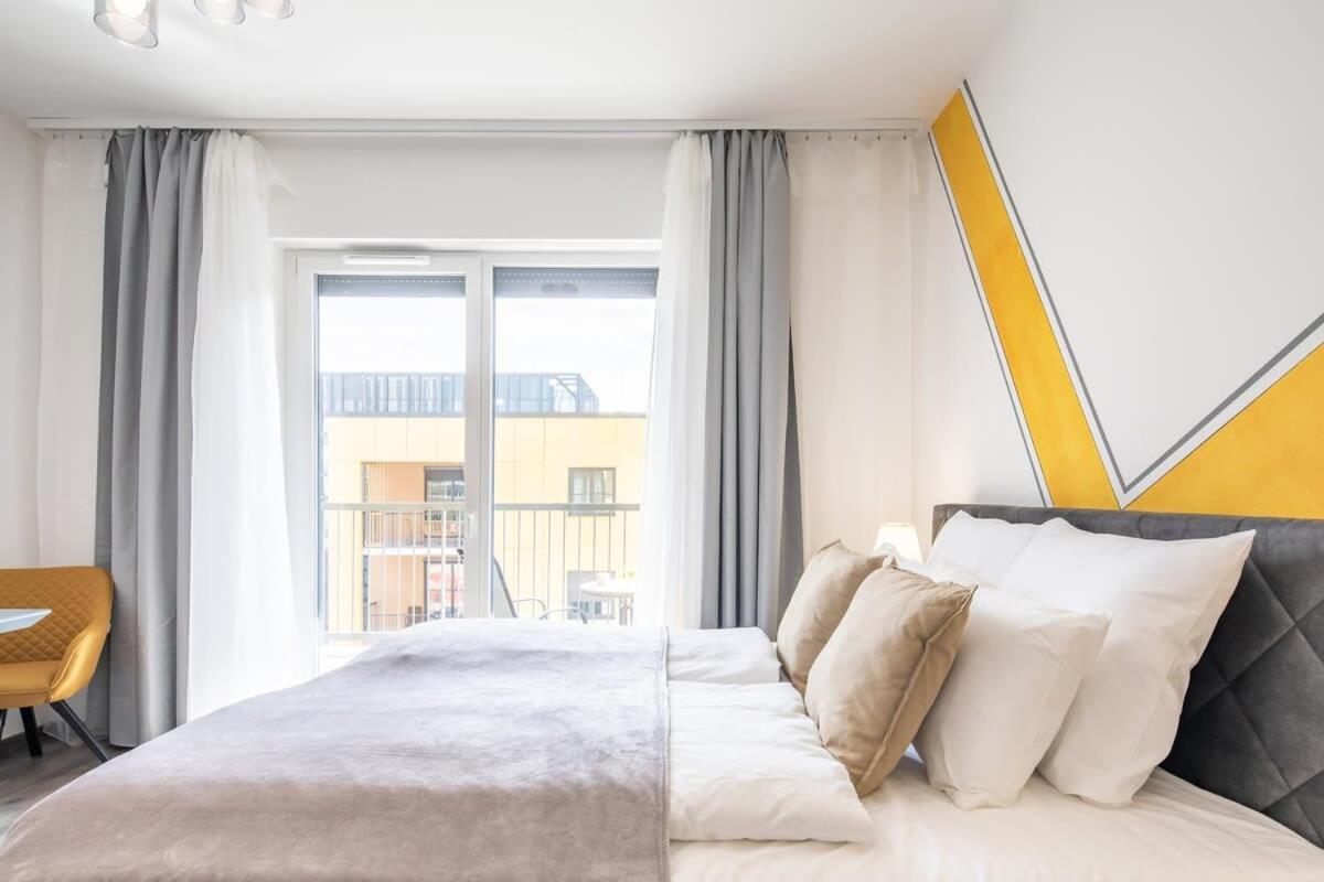 Apartment Modern Comfy Next To The River