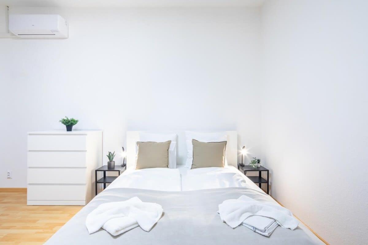 Very Convenient Flat Lägenhet Budapest