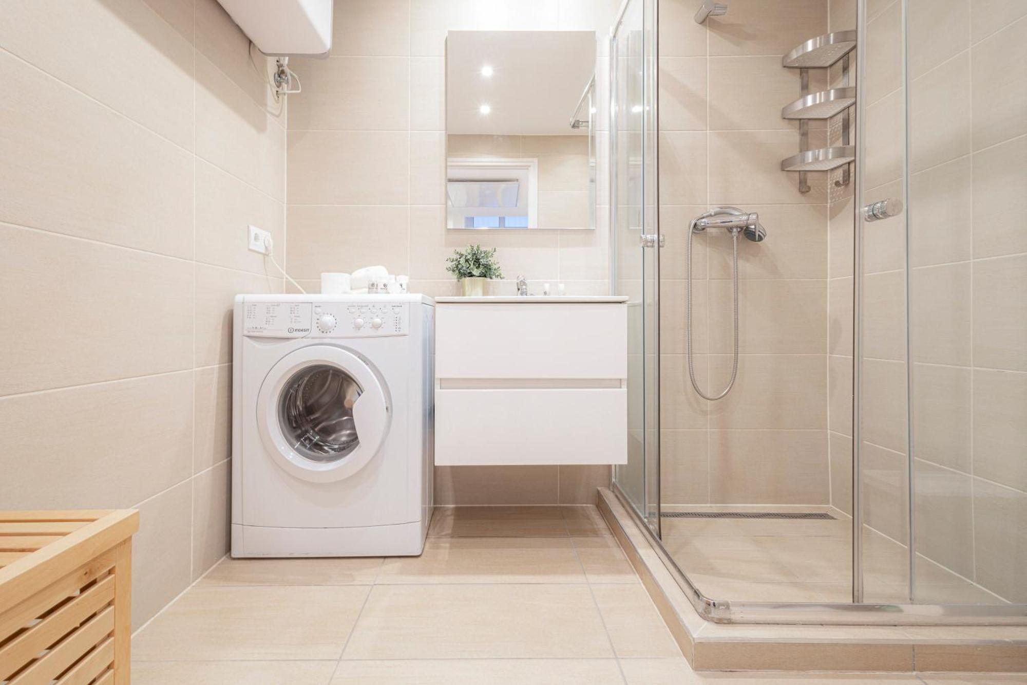 Apartamento Beautiful At Basilca 1-2