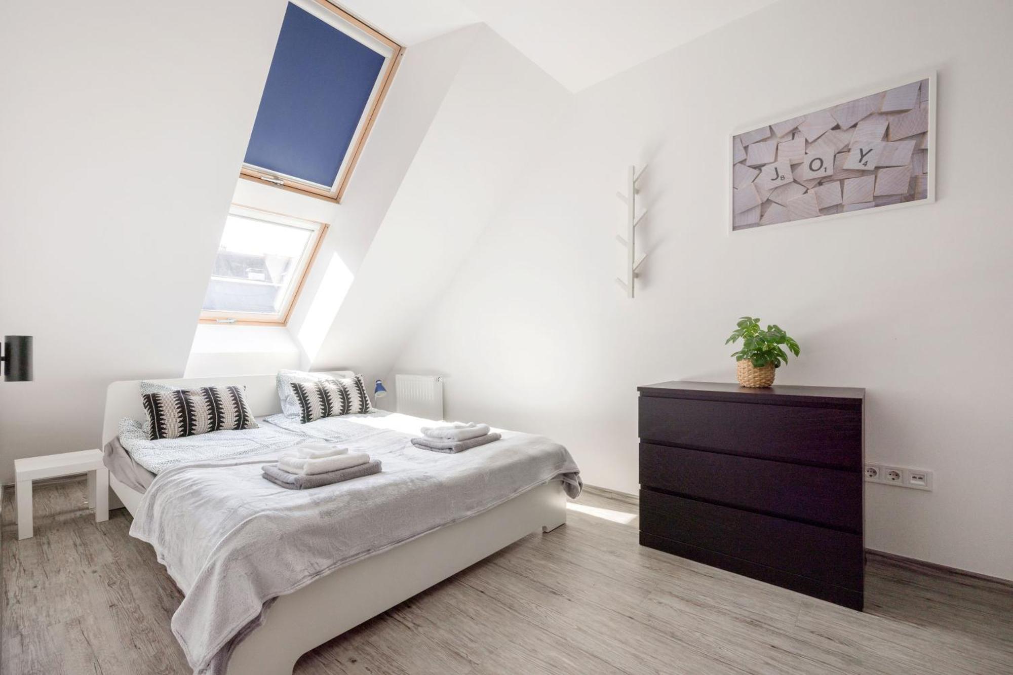 Lejlighed Bright Floor With Parking Budapest