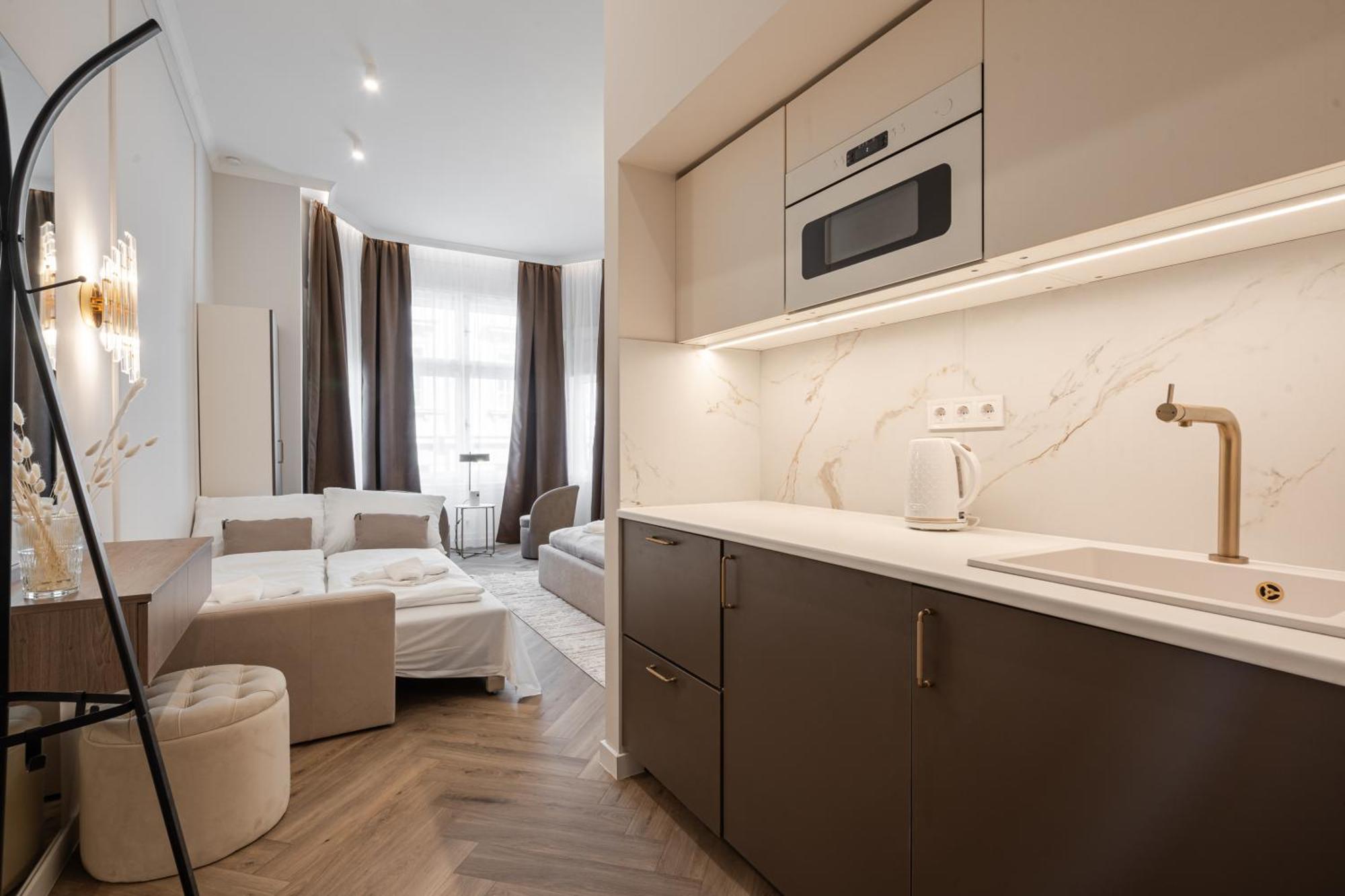 A20 - Boutique Location, By Bqa