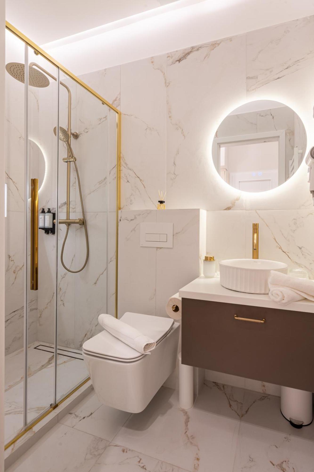 A20 - Boutique Location, By Bqa