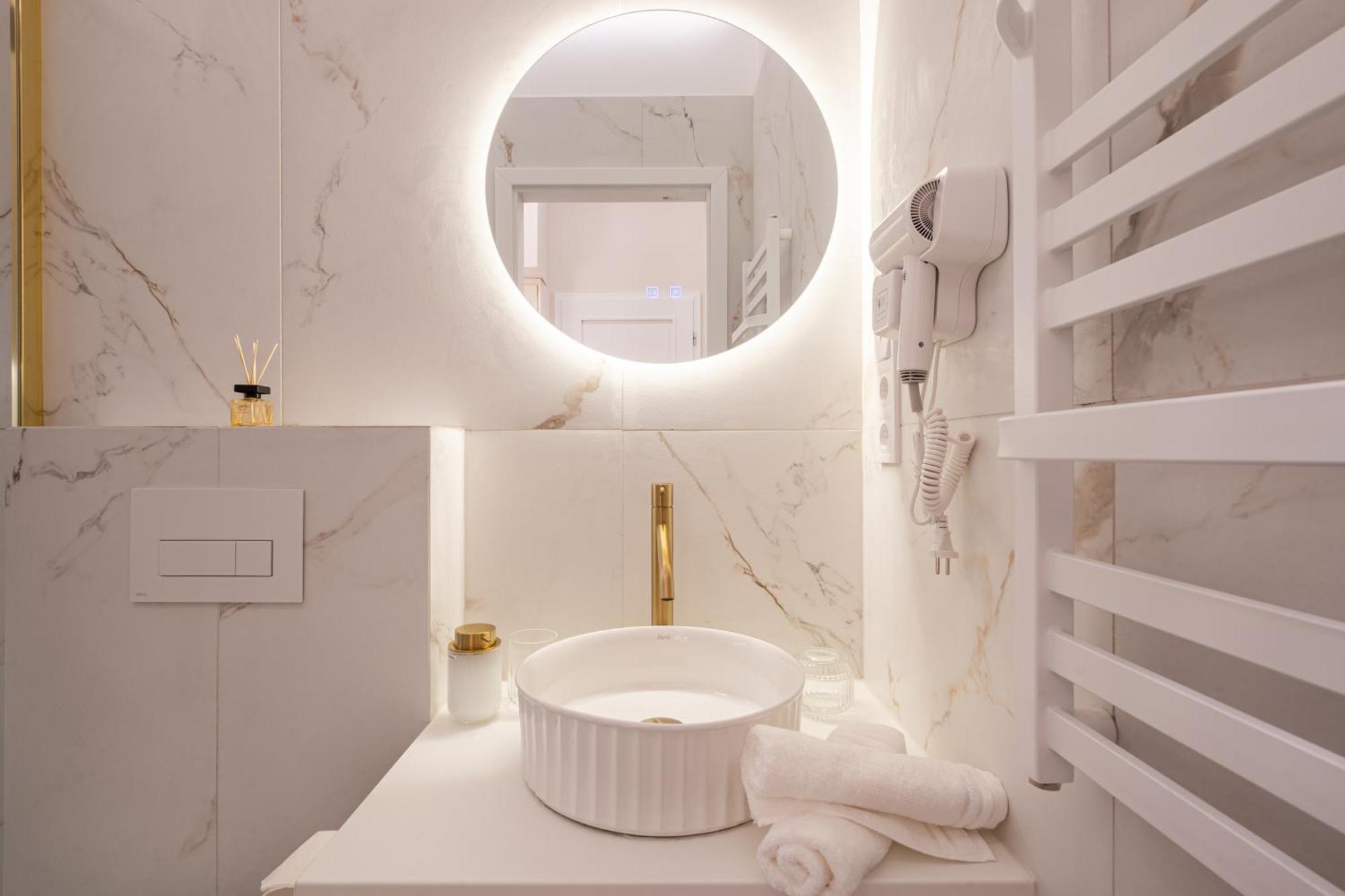 A20 - Boutique Location, By Bqa * Budapest