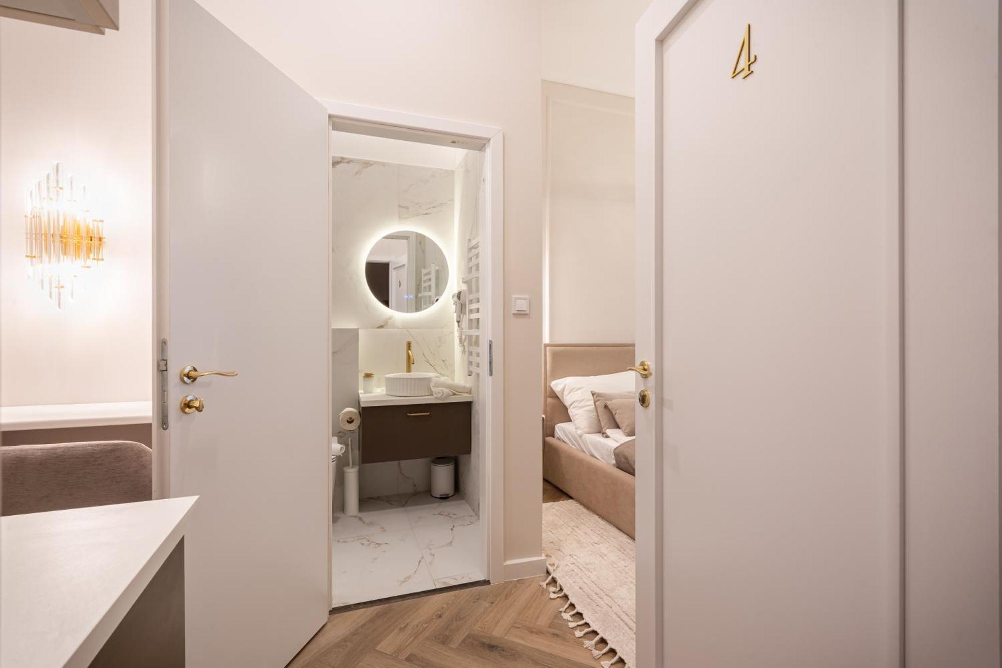 A20 - Boutique Location, By Bqa *