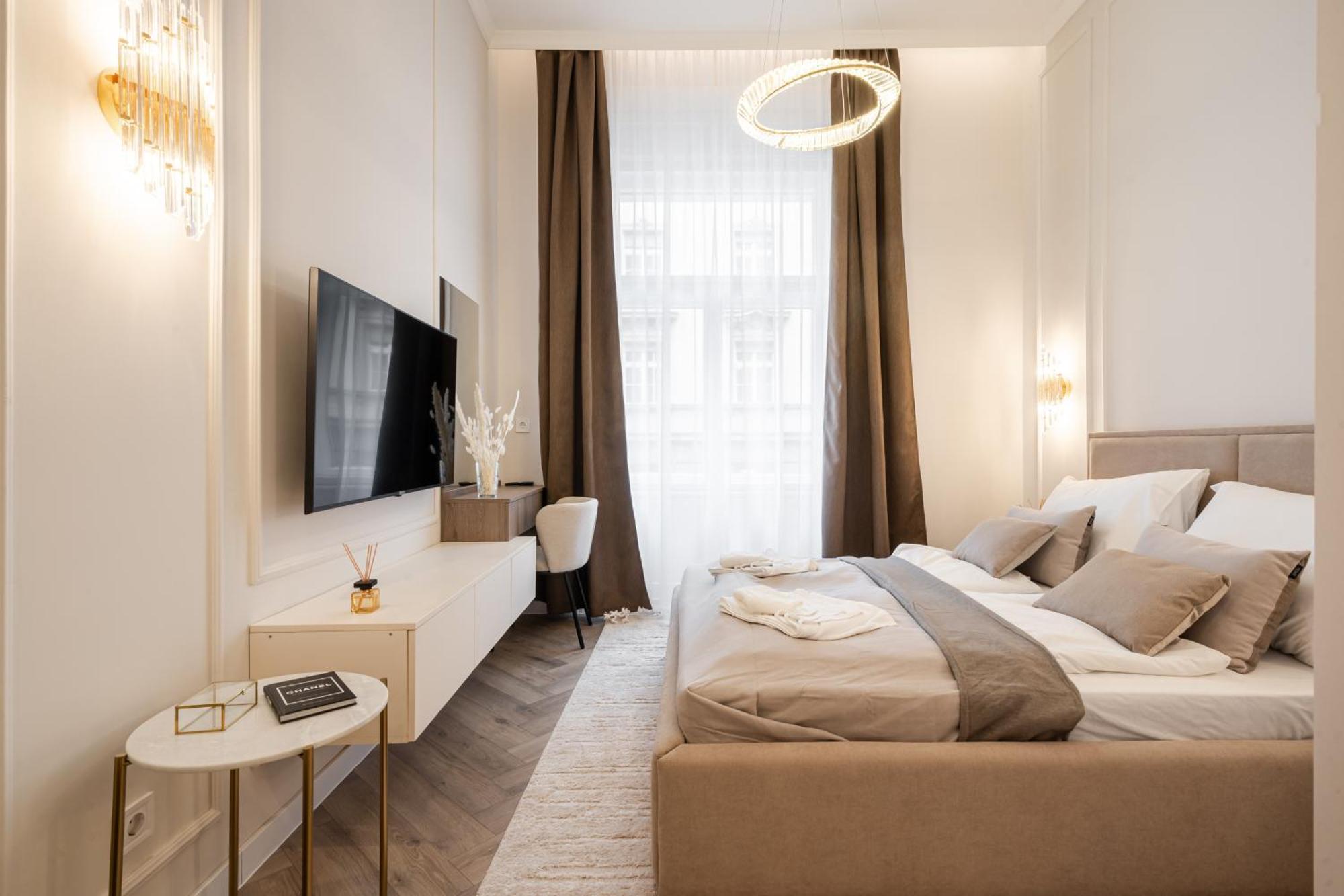 A20 - Boutique Location, By Bqa Budapest