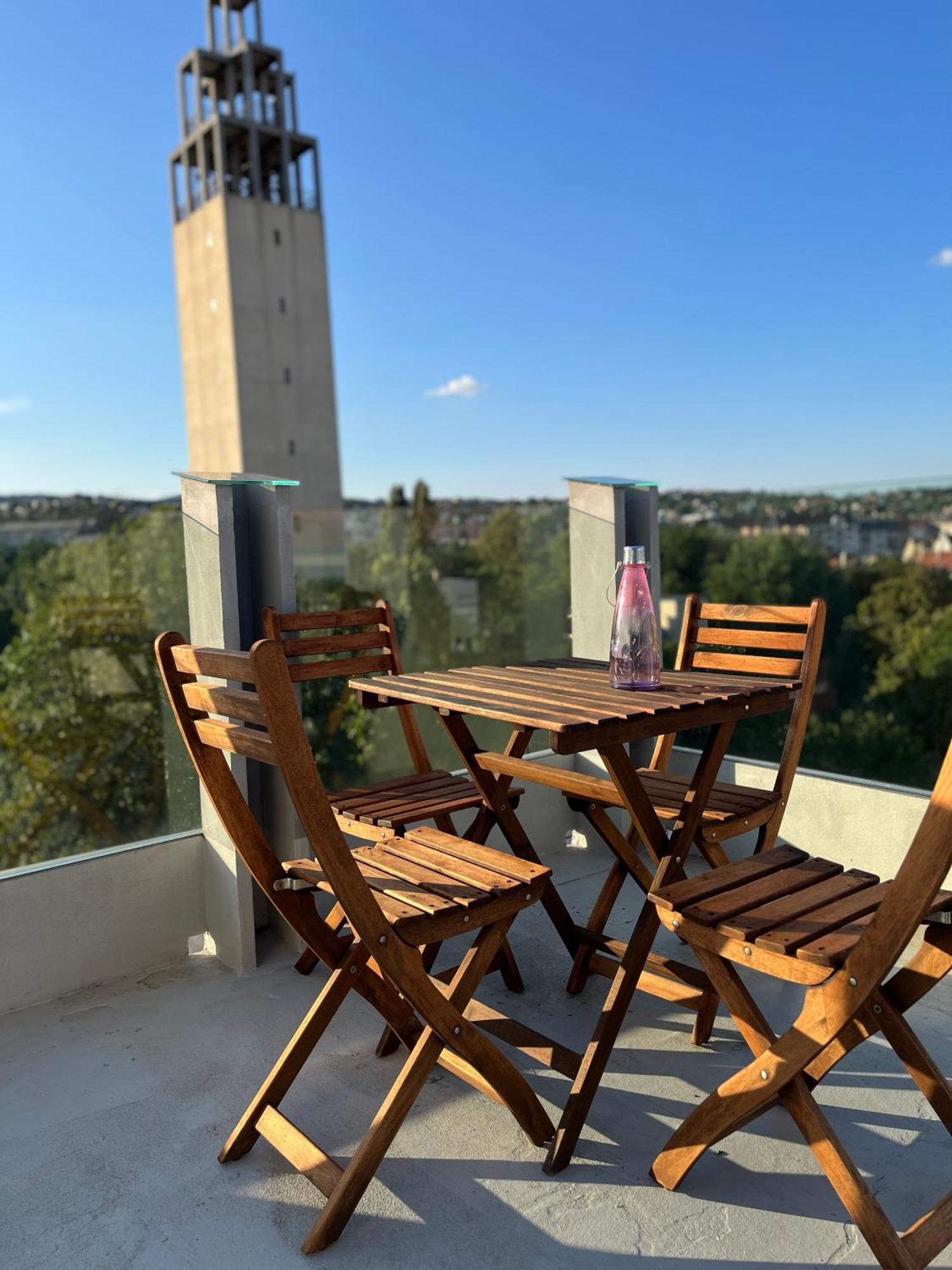 Luxury Penthouse With Giga Terrace In Buda Center Budapest