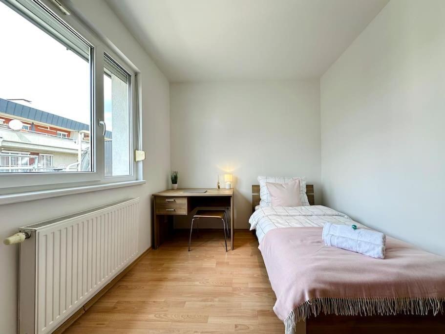 Riverside - Free Parking Apartament *