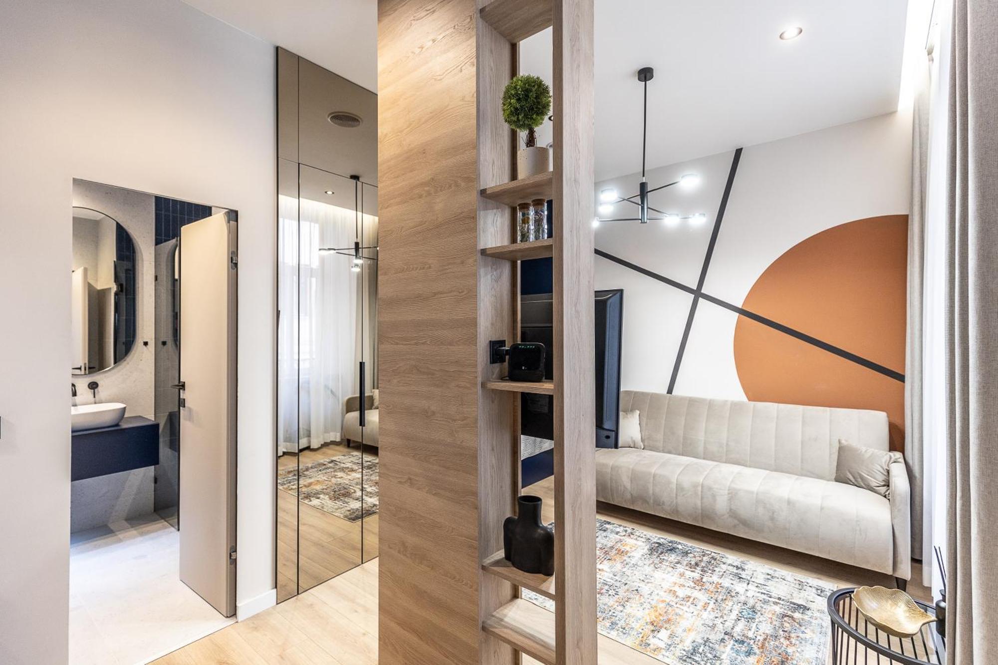 Kobi Luxury 1.