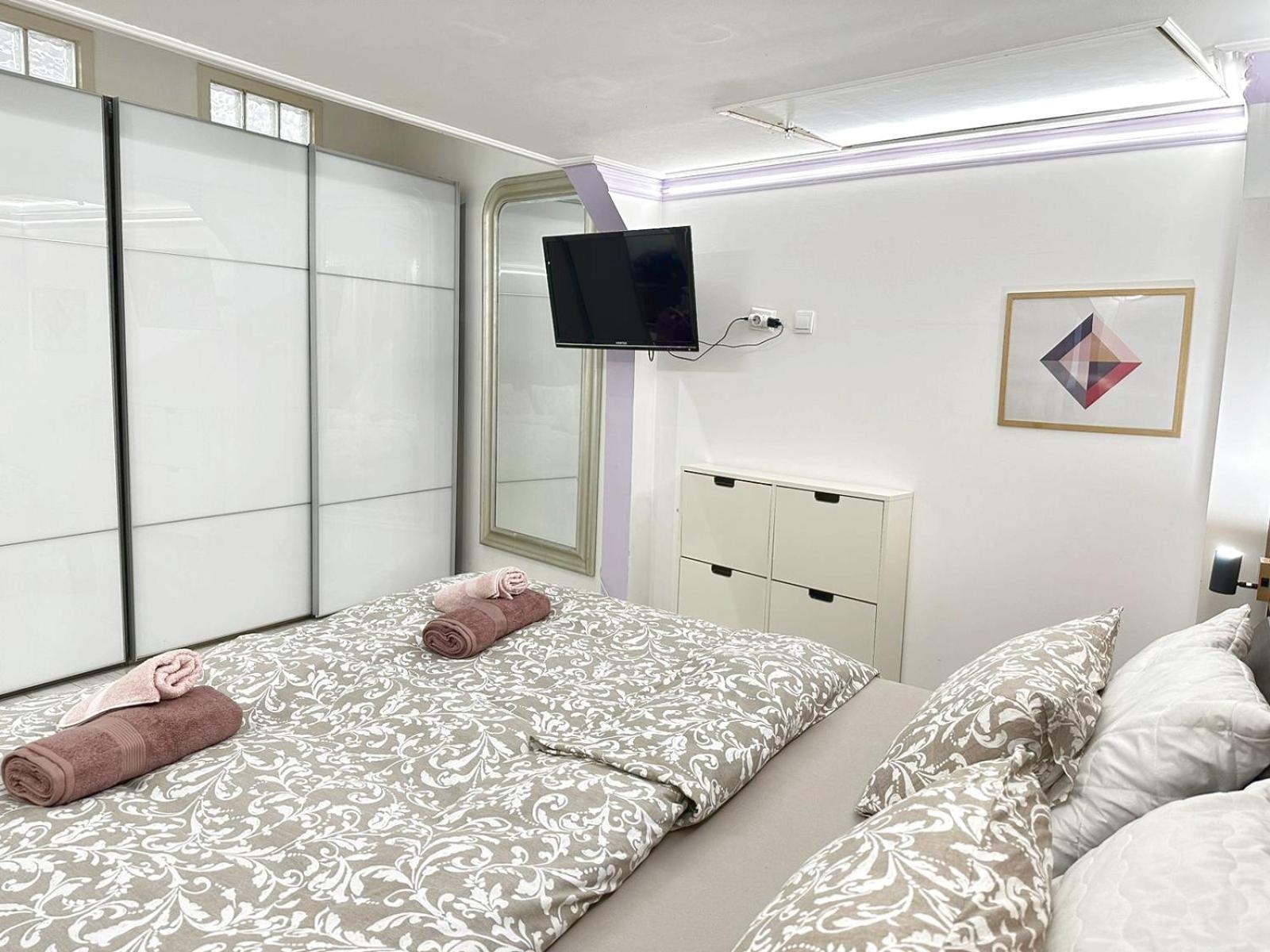 Apartamento Yes, Yes! Lovely Good Amenities Center Budapest
