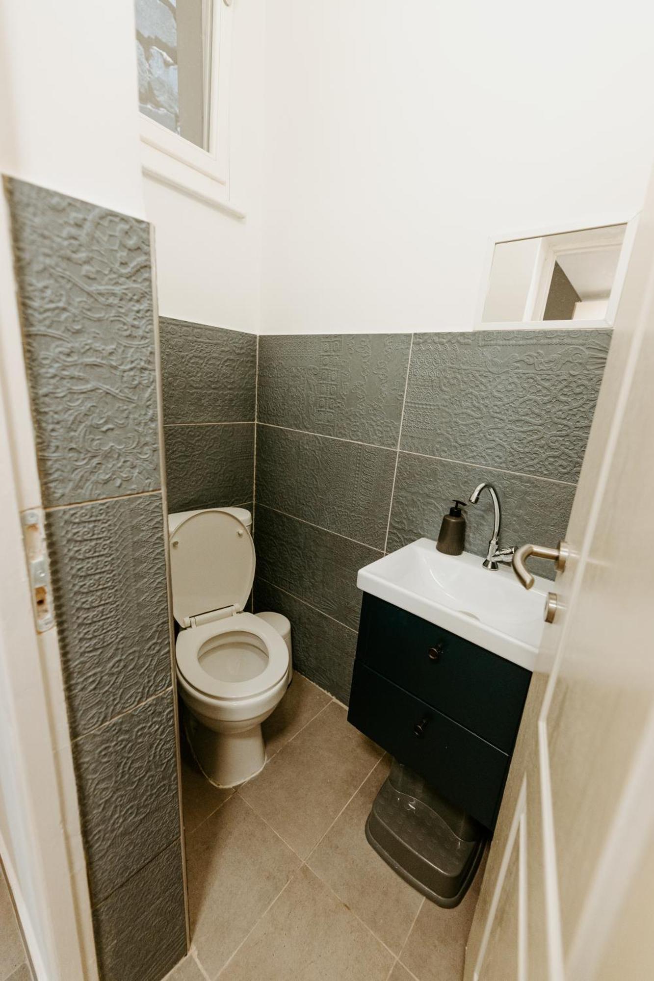 Margaret & Violet Apartments - Peaceful Stay Downtown