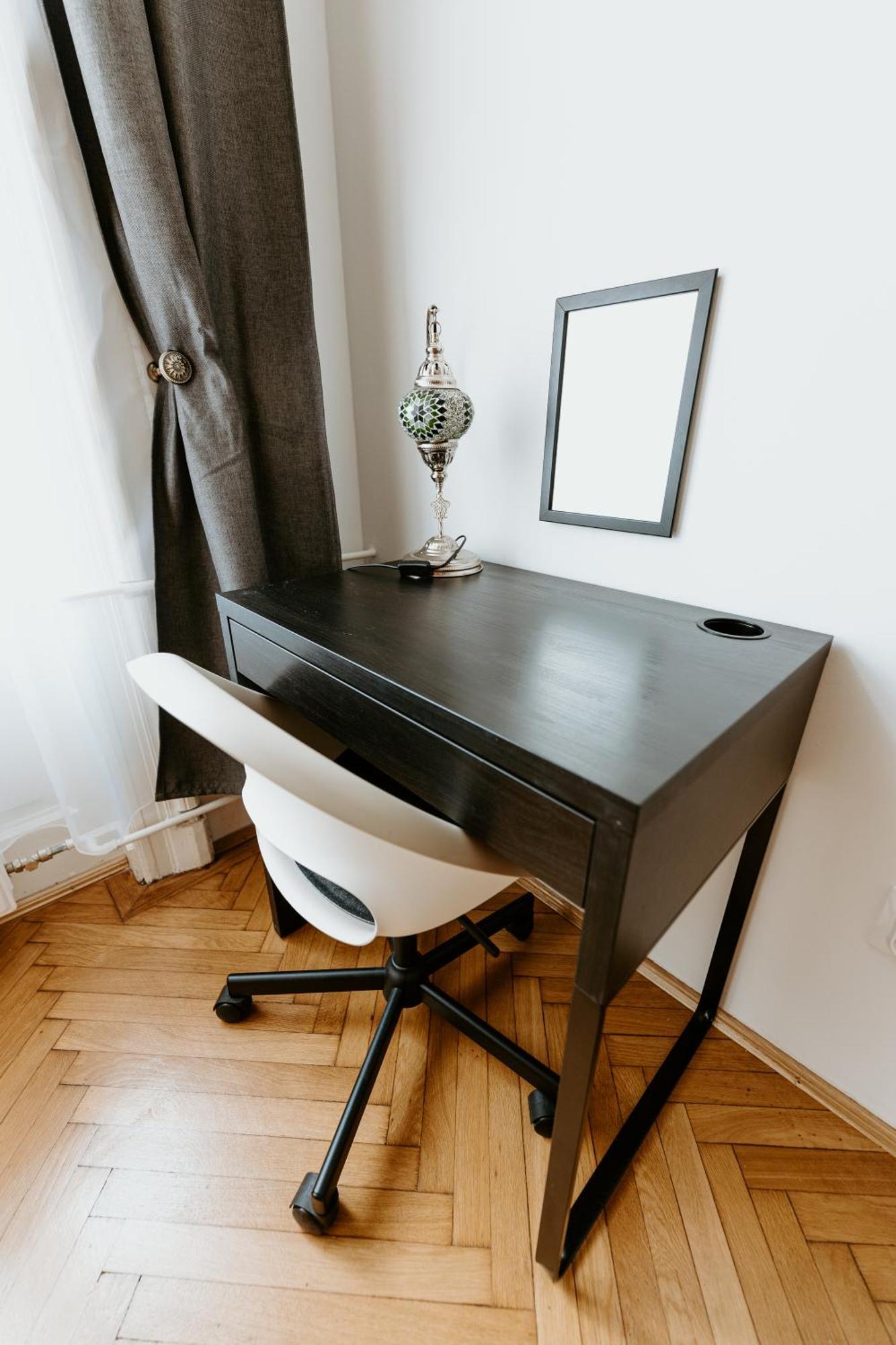 Margaret & Violet Apartments - Peaceful Stay Downtown *