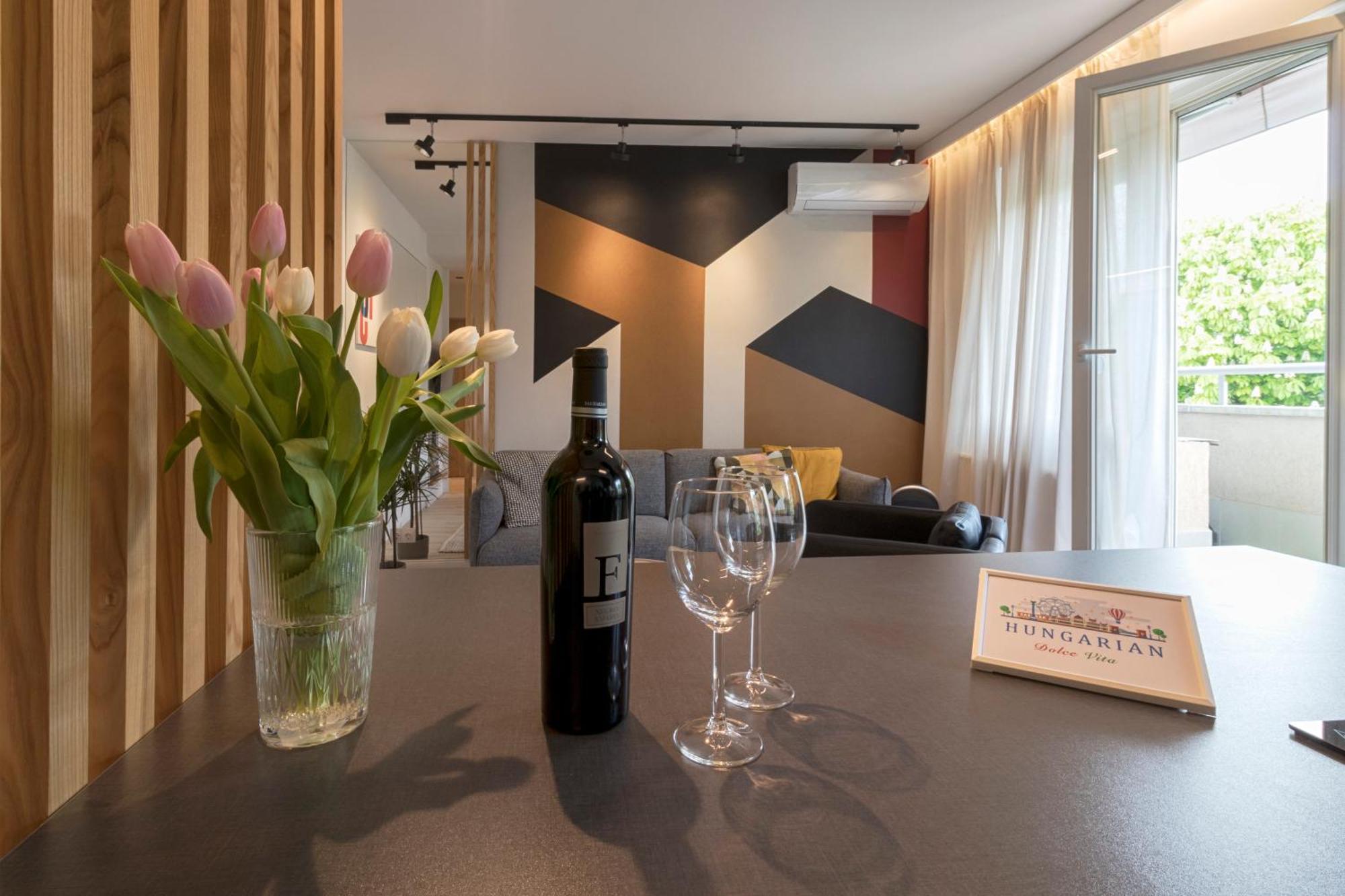 Hungariandolcevita Apartamento