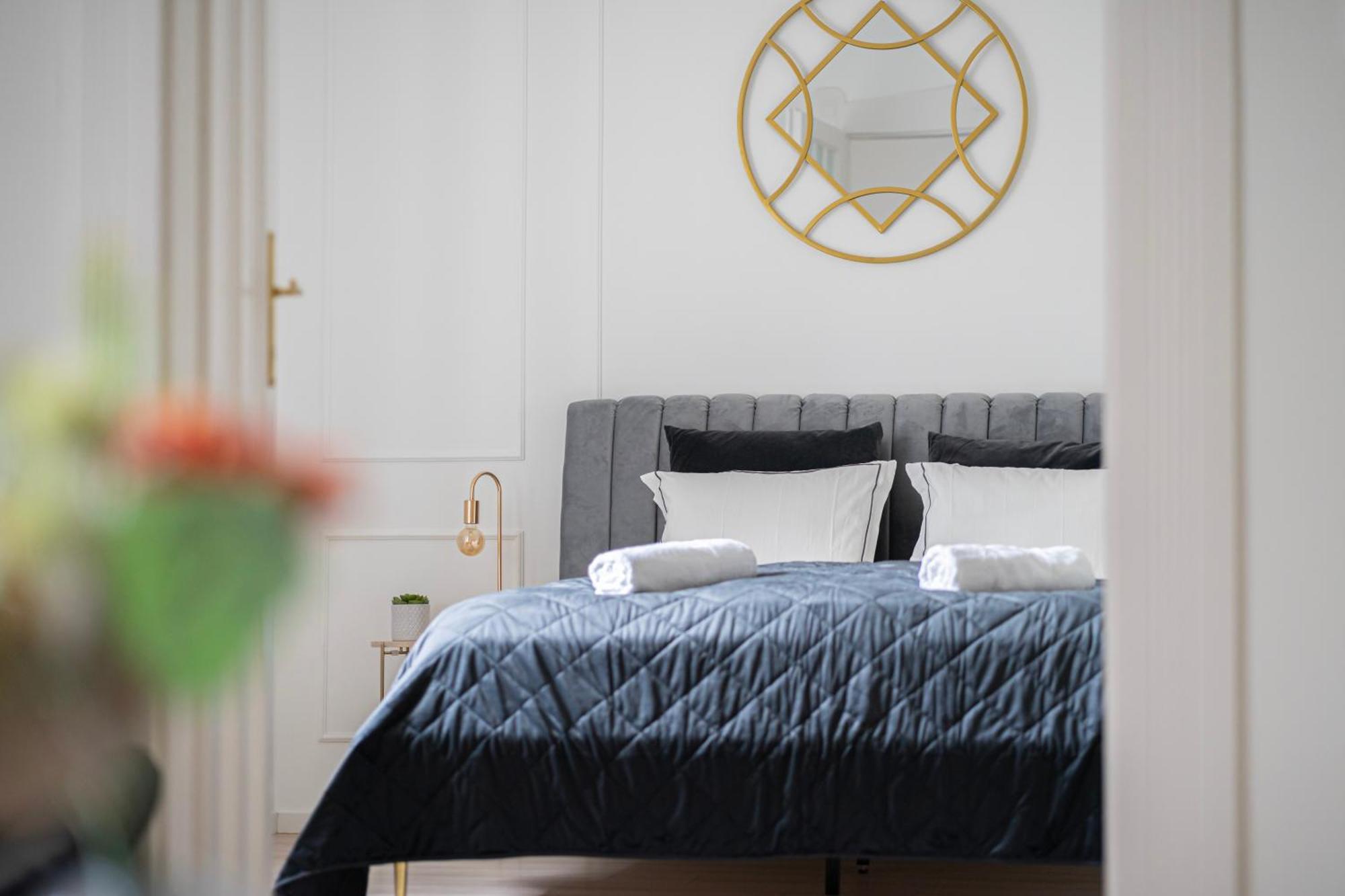 Luxury By Castle District, Free Parking Apartment
