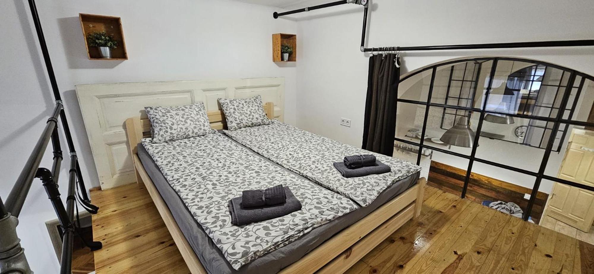 Quiet And 2 Bedrooms 2 Bathrooms In The Heart Of *