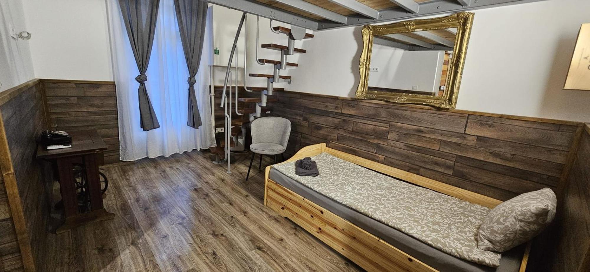 Quiet And 2 Bedrooms 2 Bathrooms In The Heart Of Boedapest