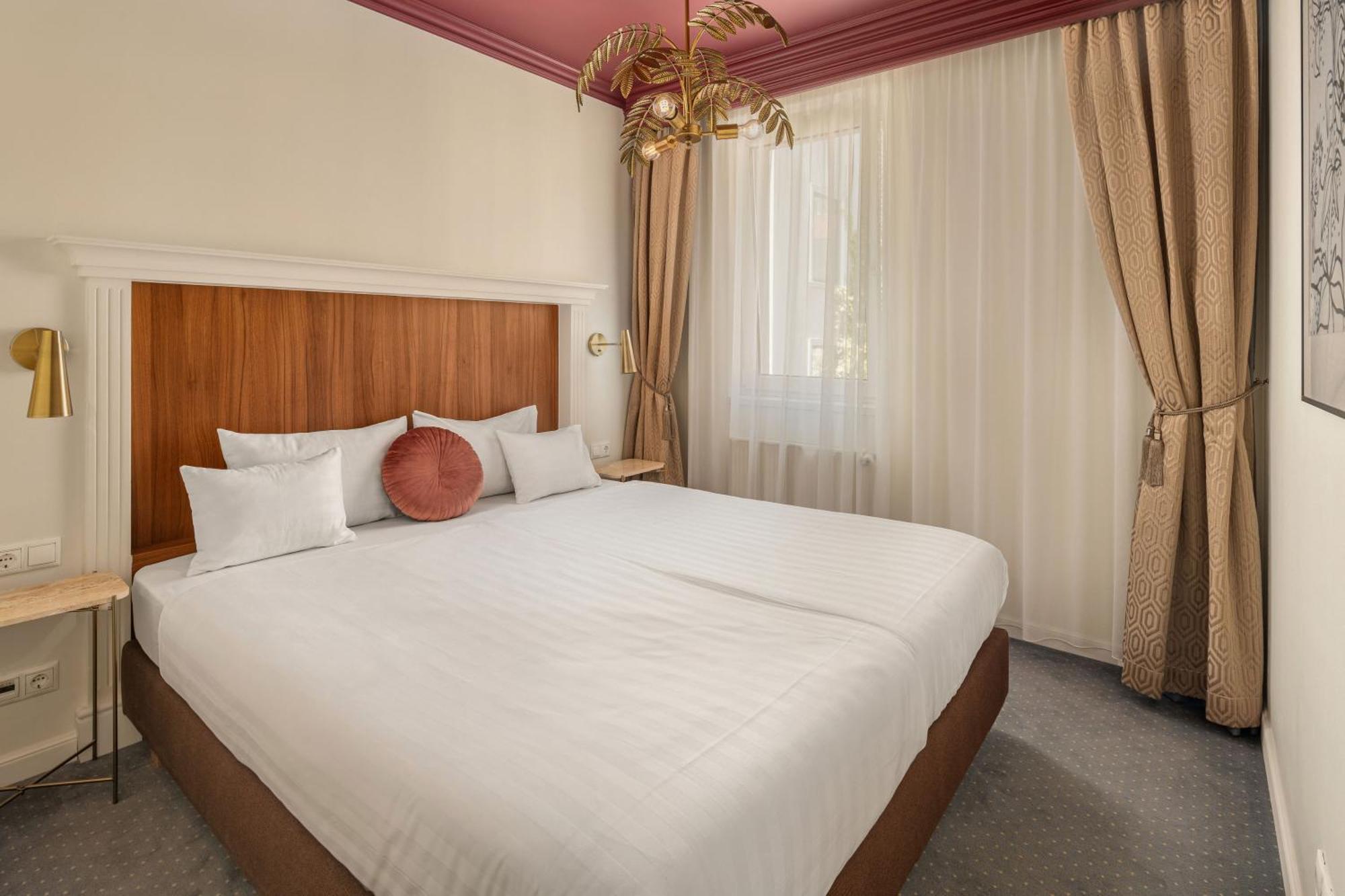 Queen's Court & Hotel Budapeszt