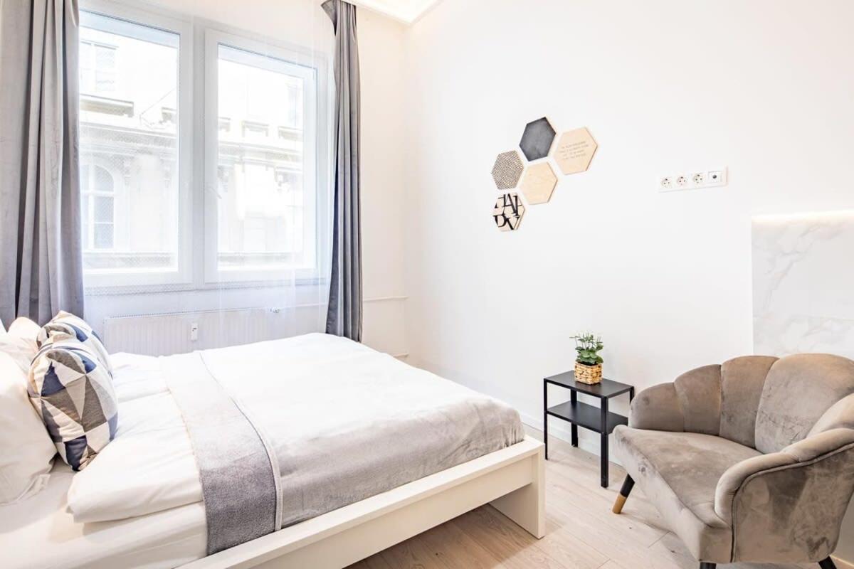 Ultra - New - Comfy * Budapest