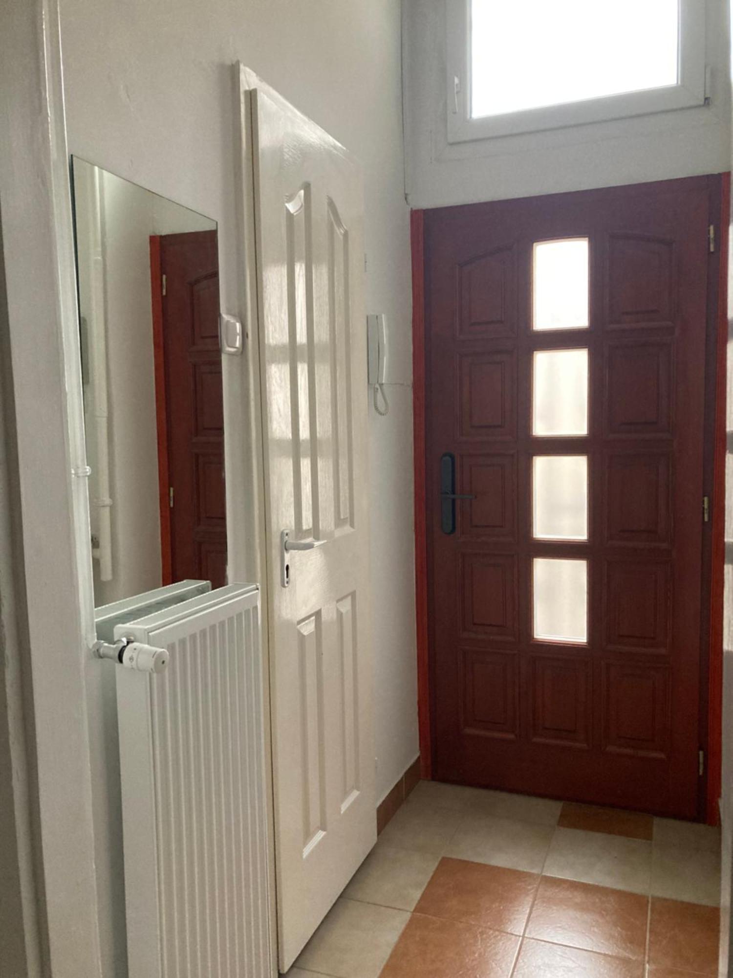 Voeroesmarty Downtown Apartamento Budapest