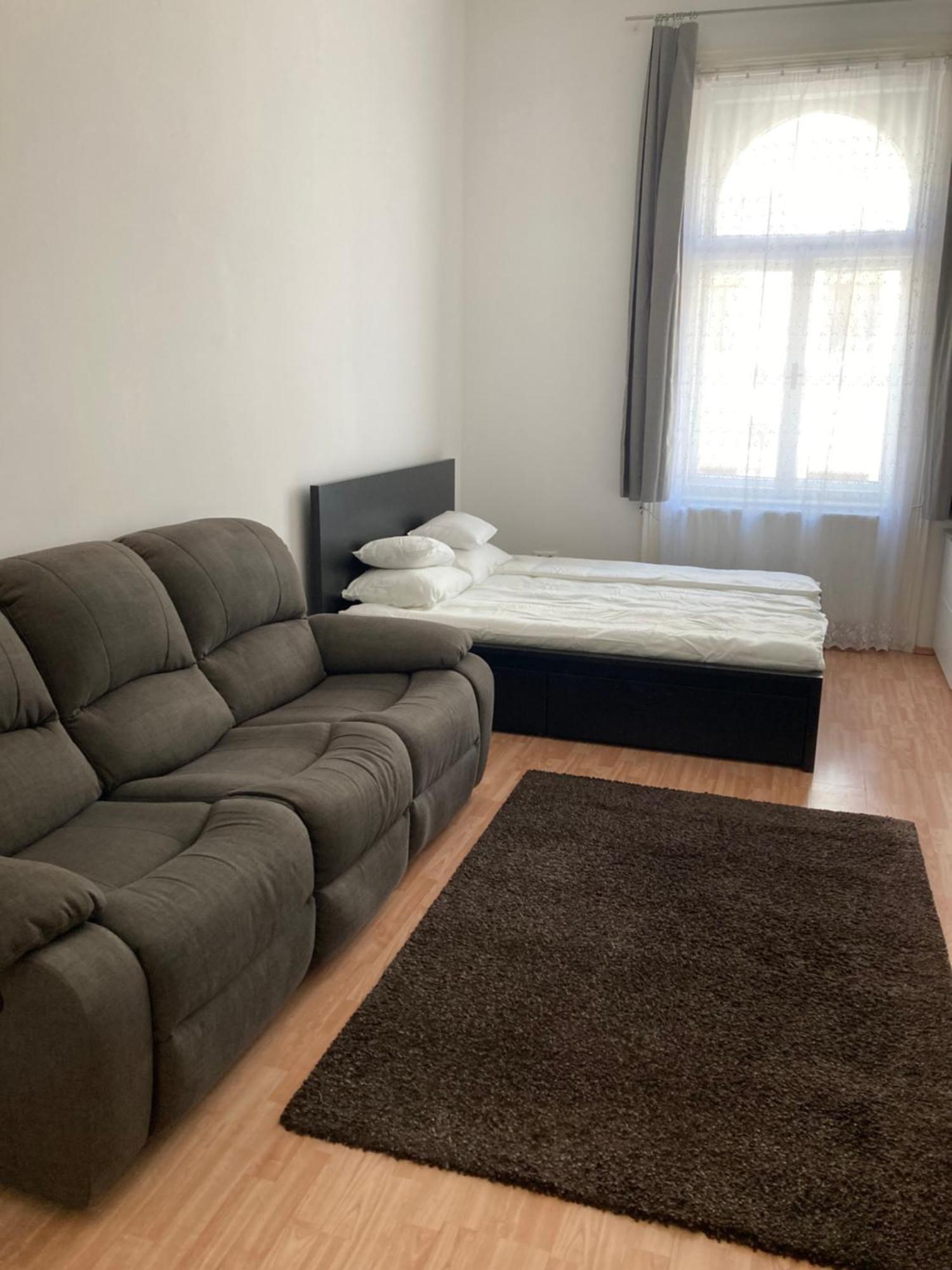 Voeroesmarty Downtown Apartamento