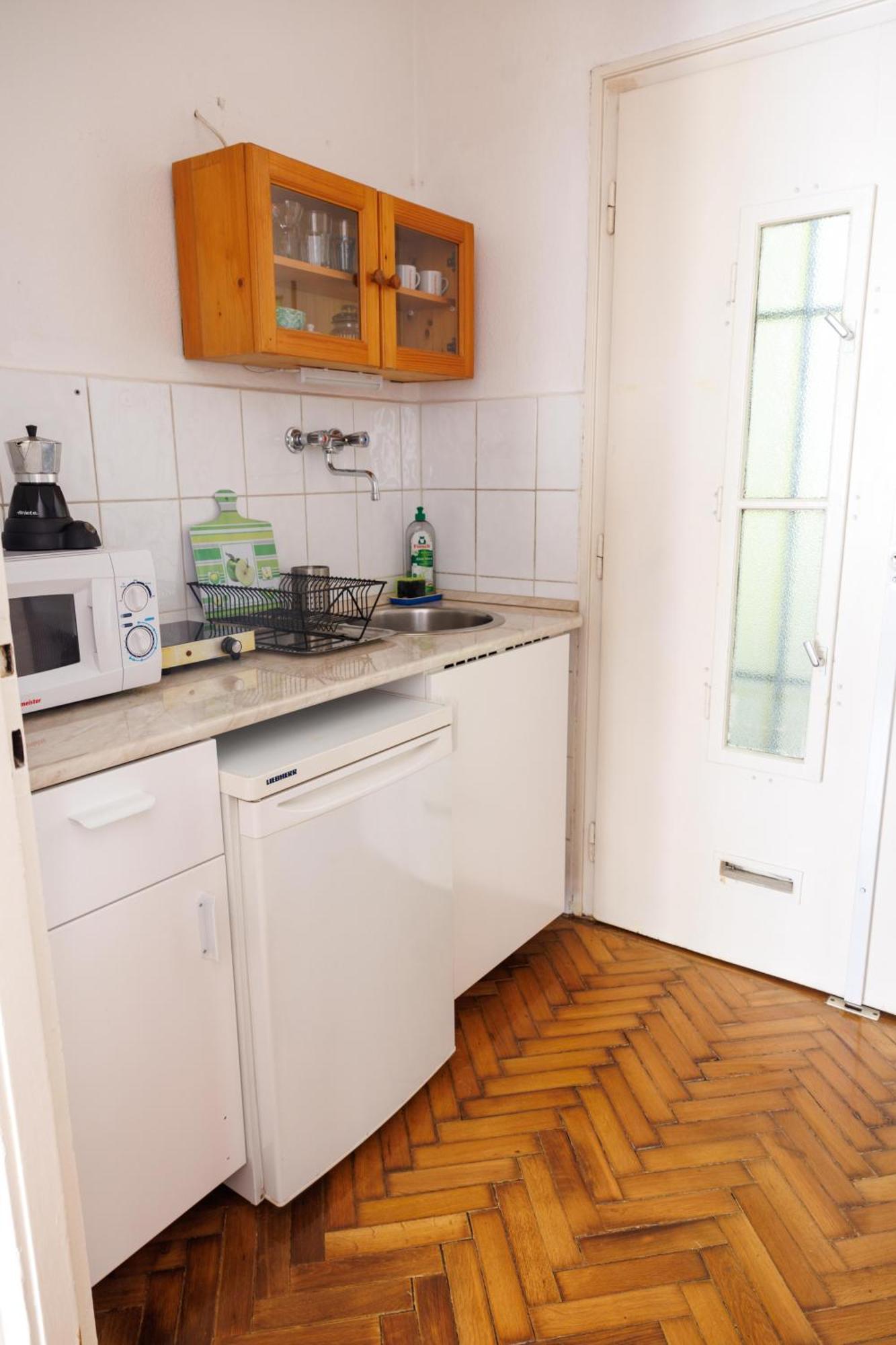 Apartman With Terrace In Heart Of The