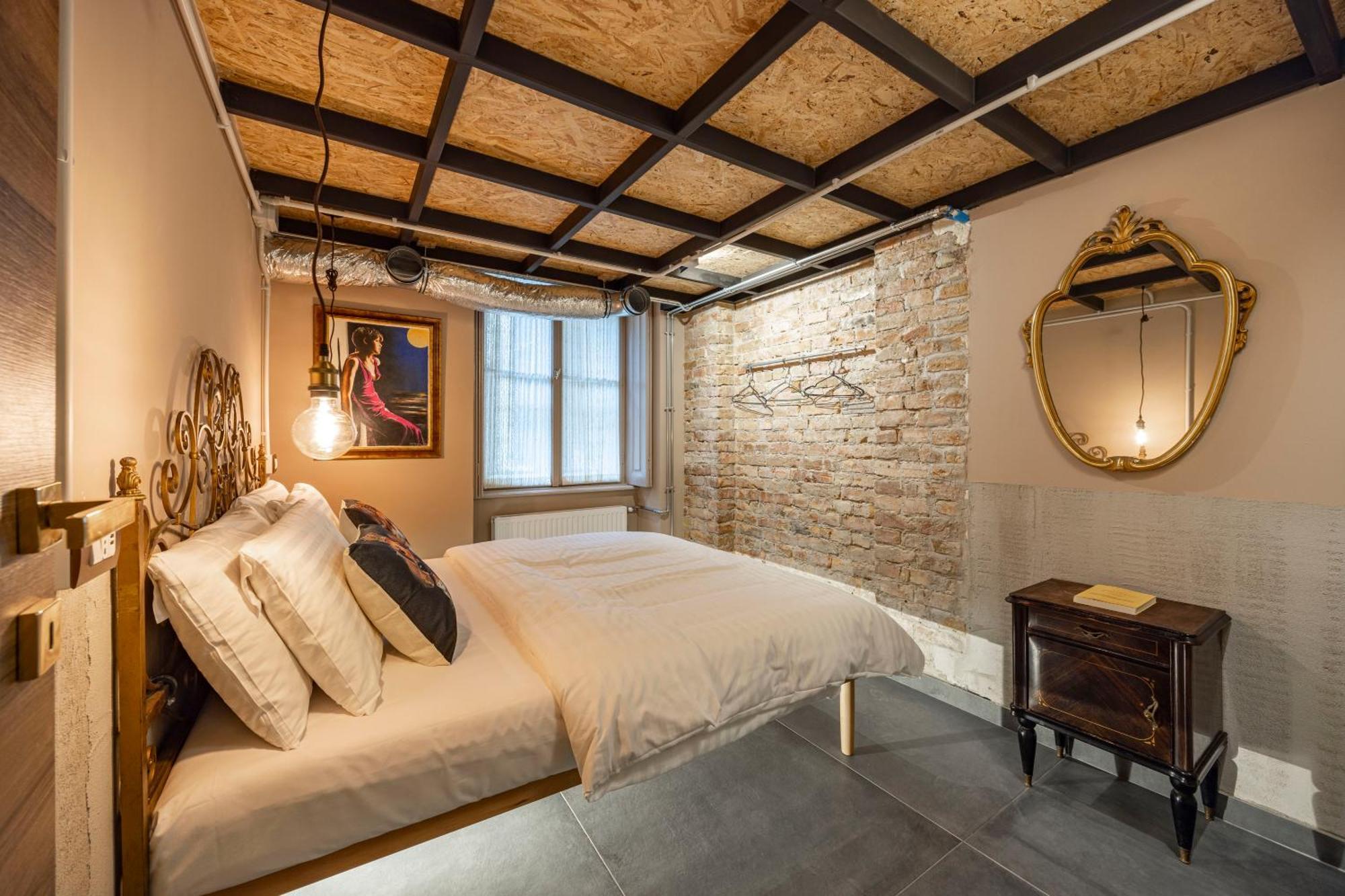The Address Loft - Joy * Boedapest