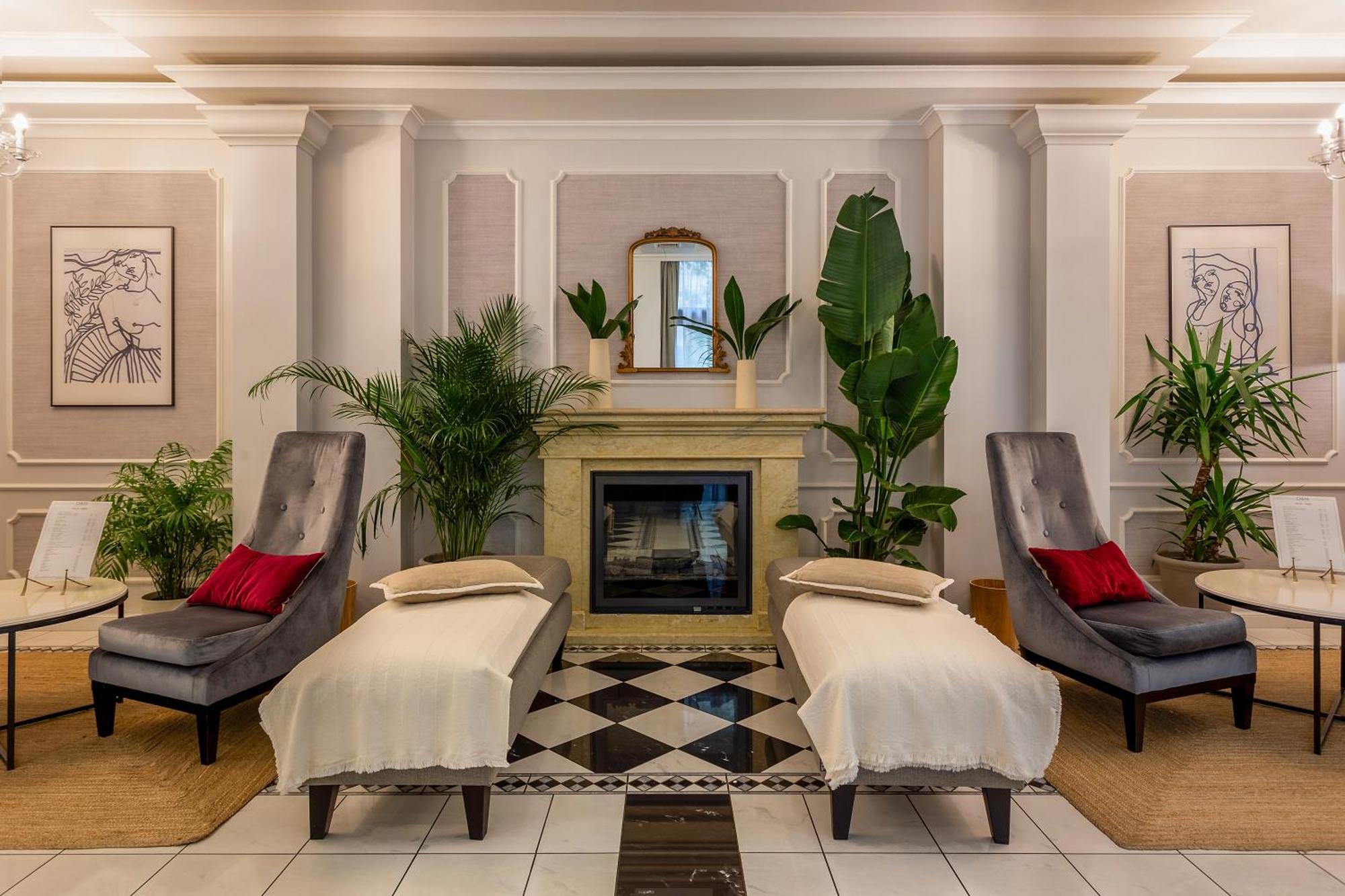 Queen's Court & 5* Budapeszt