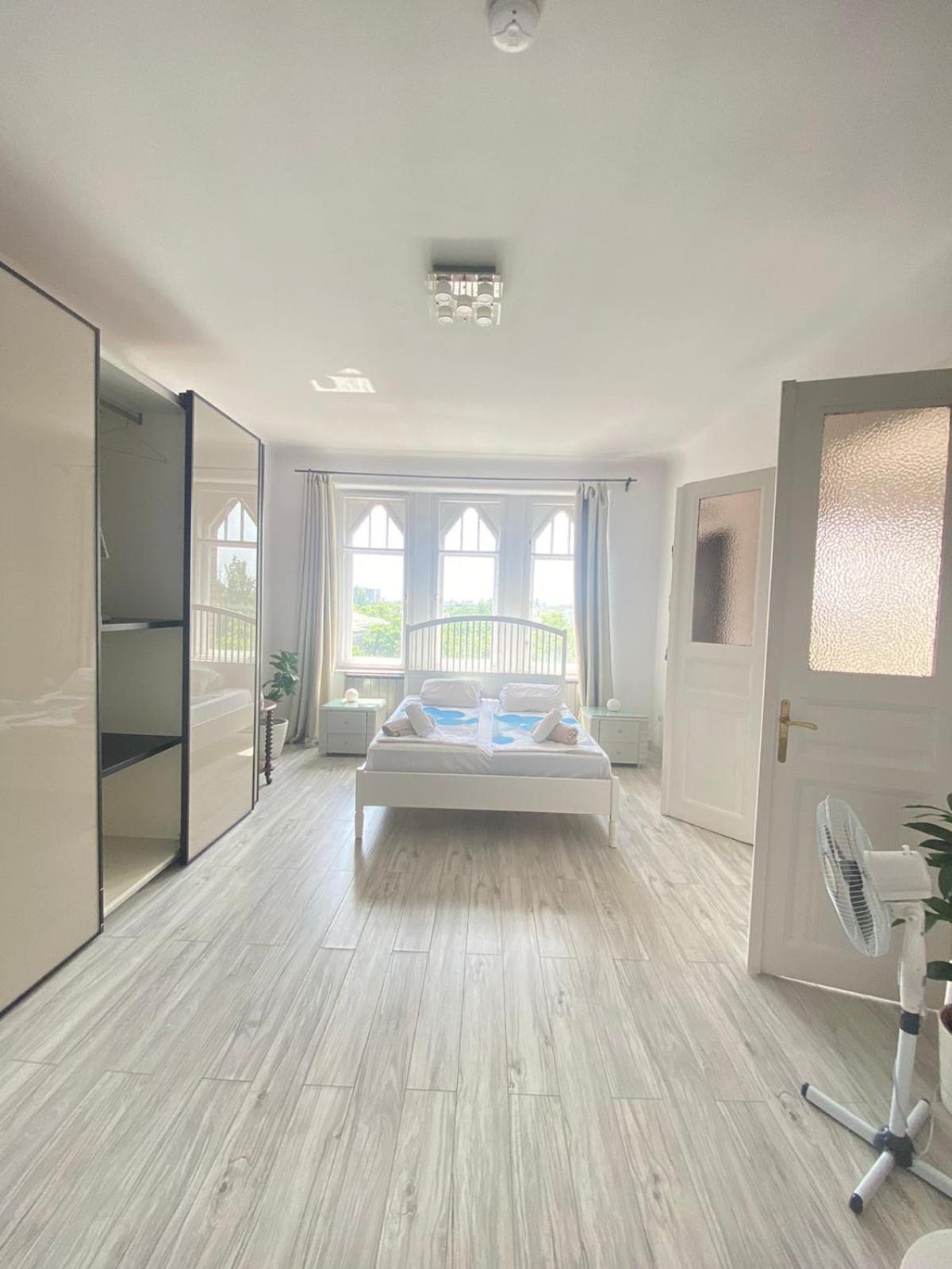 Penthouse In The Castle Apartman *