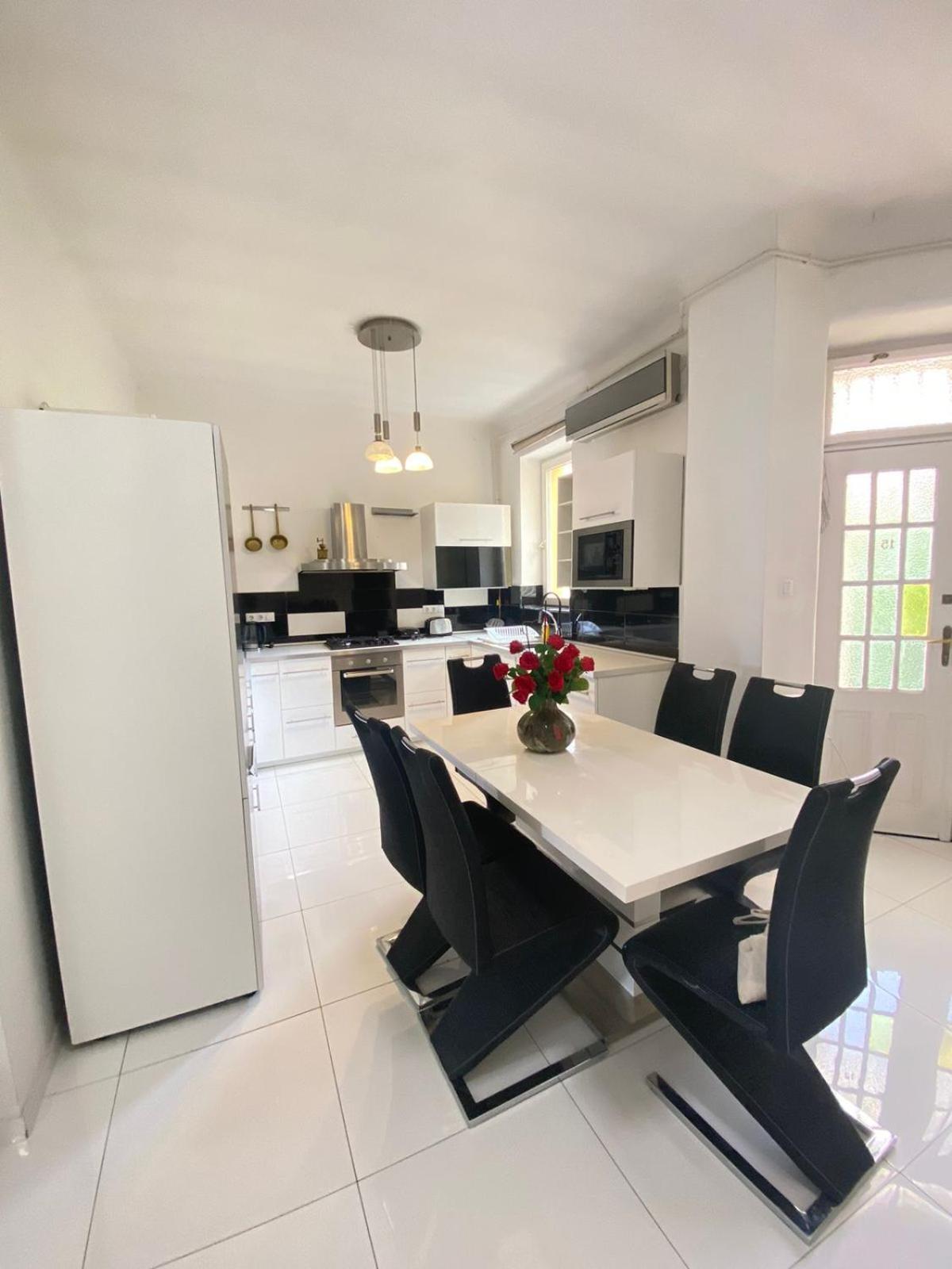 Penthouse In The Castle Apartman Budapest