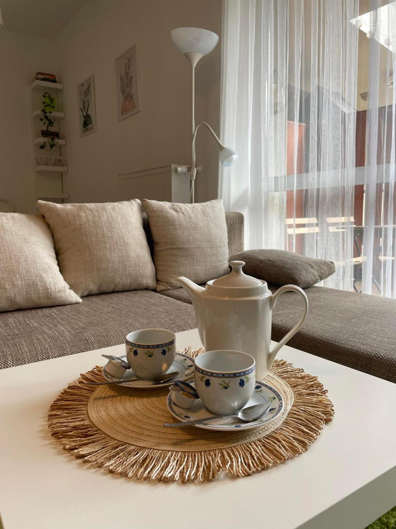 - Free Garage, Ac, Wi-fi, Balcony, Electric Blinds Apartamento