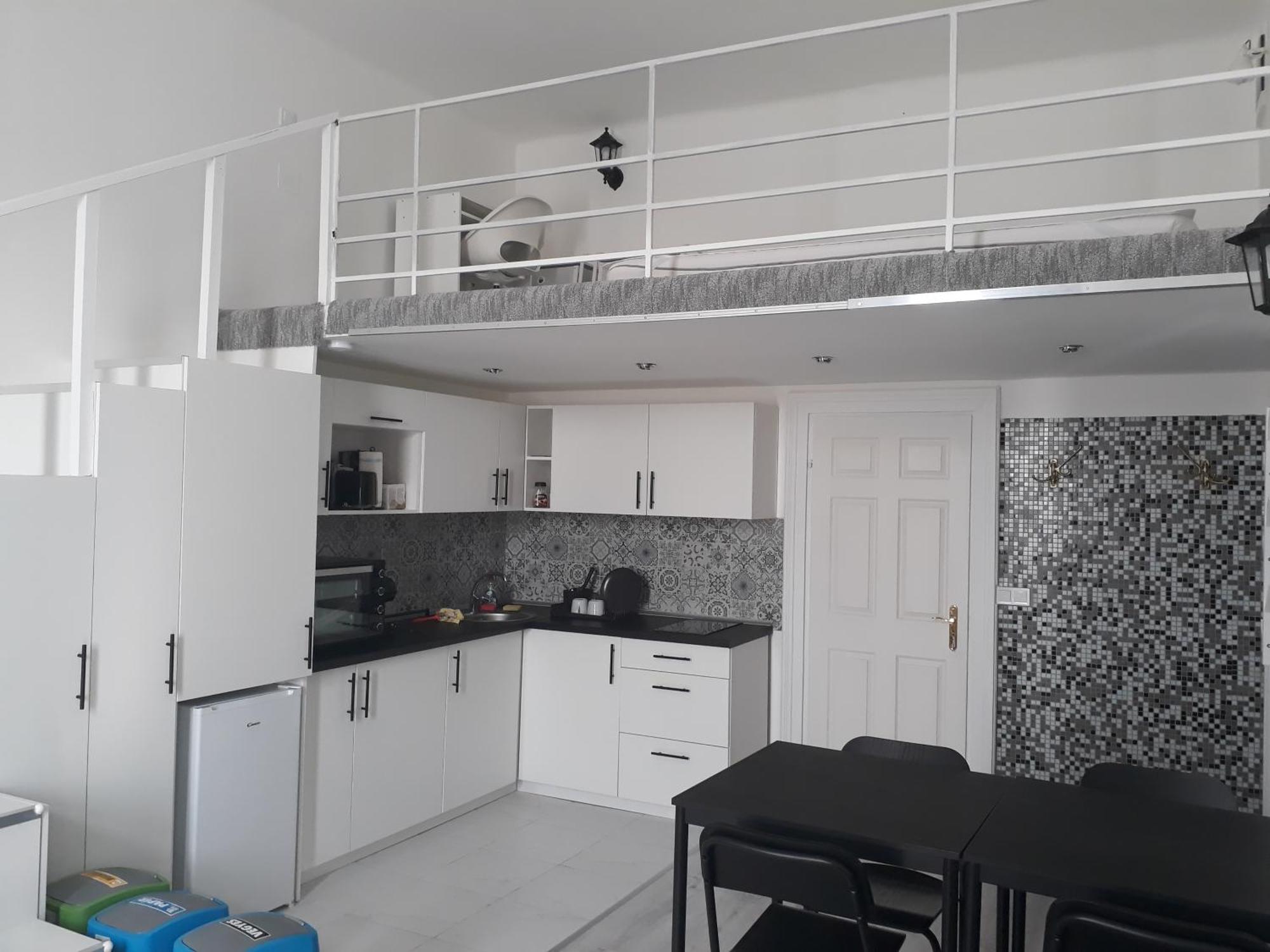 Downtown Sunrise Apartman *