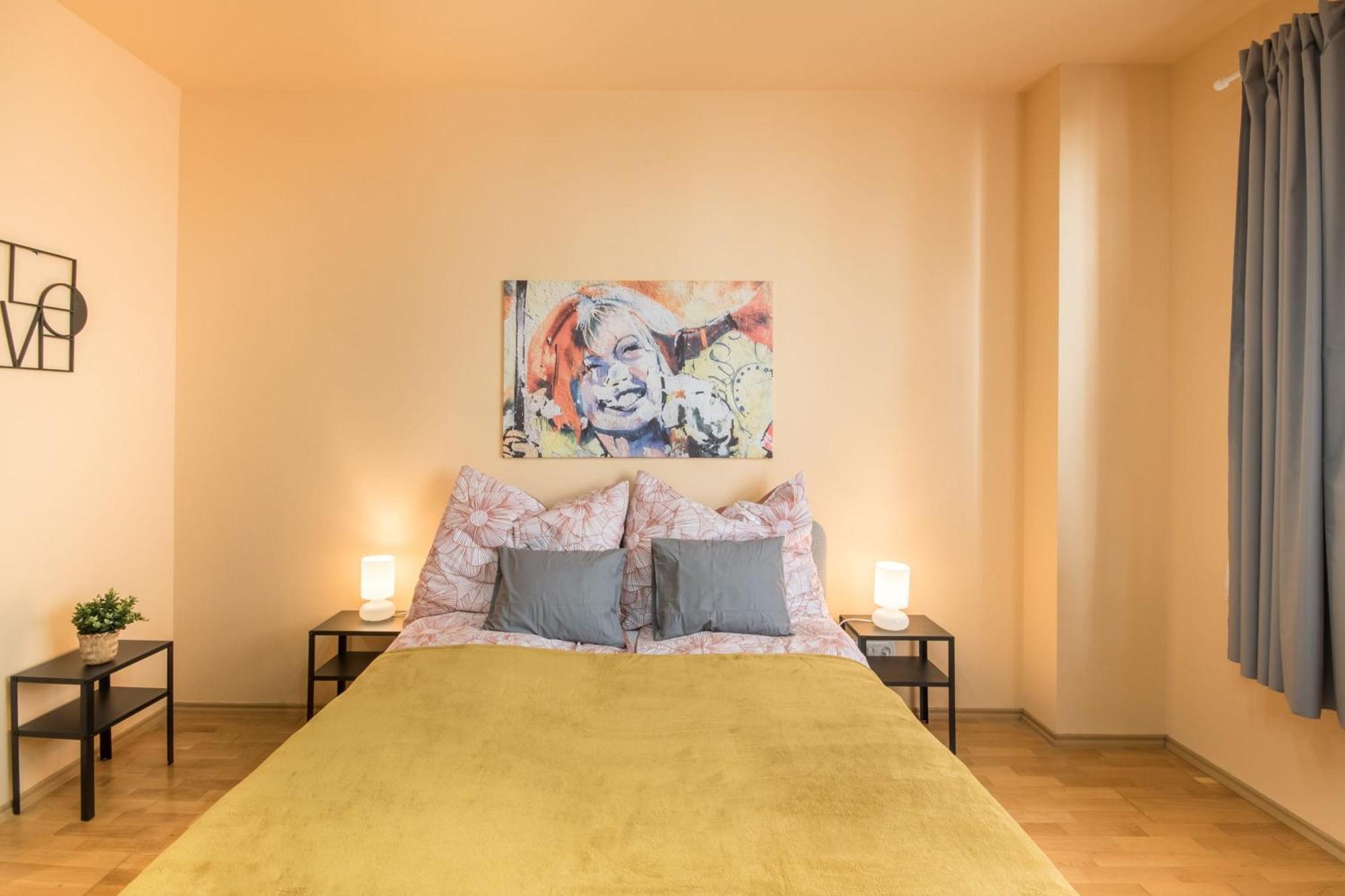 Very Central - Large - Balcony - Comfy Apartmán Budapest