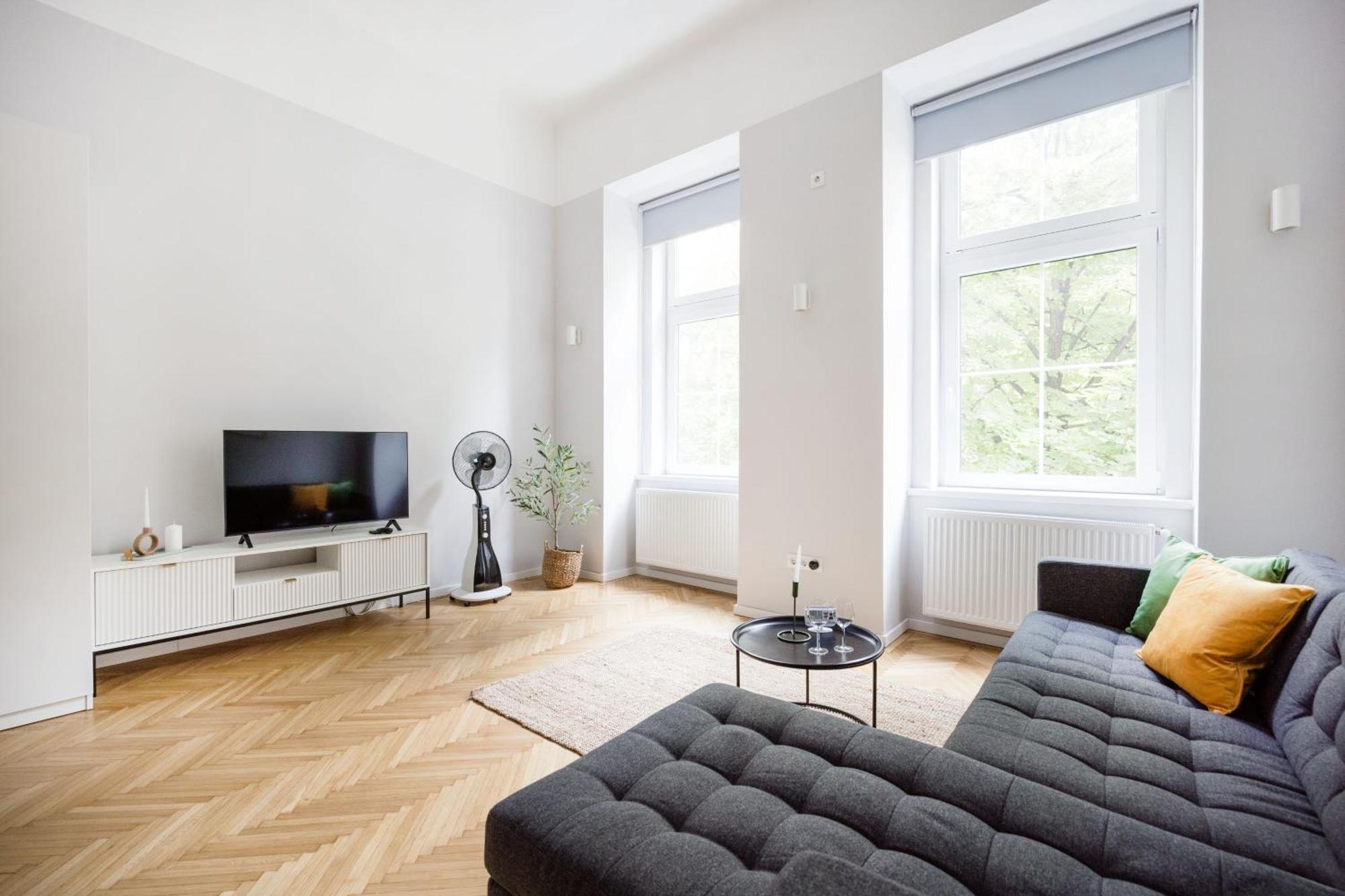 Serene And Spacious In The Centre Lägenhet *