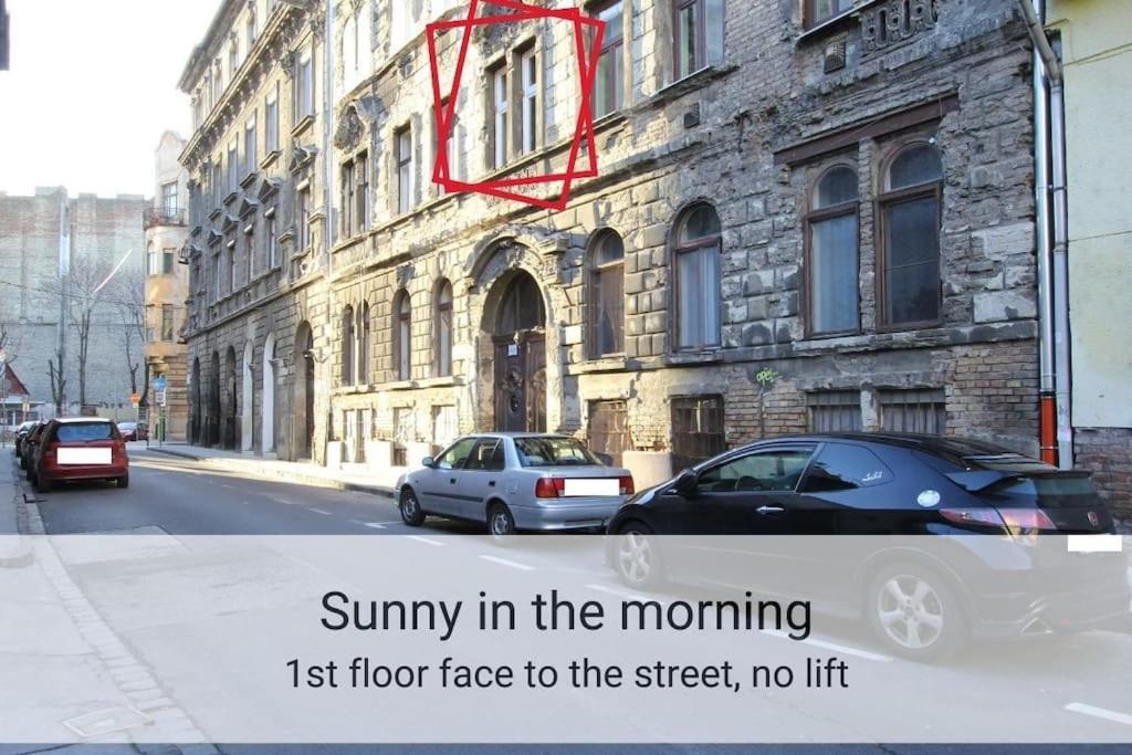 Live Like A Local In An Old Historic House Budapest