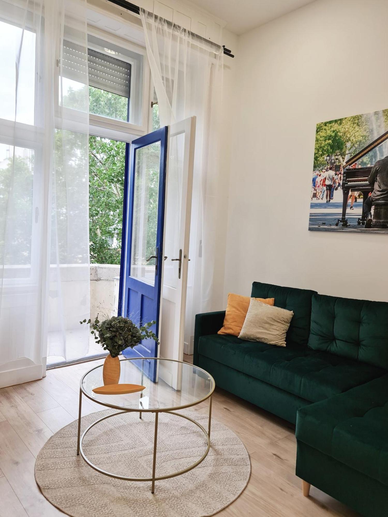 Appartement Liszt With Balcony And Garage Available -symphony 1 Budapest