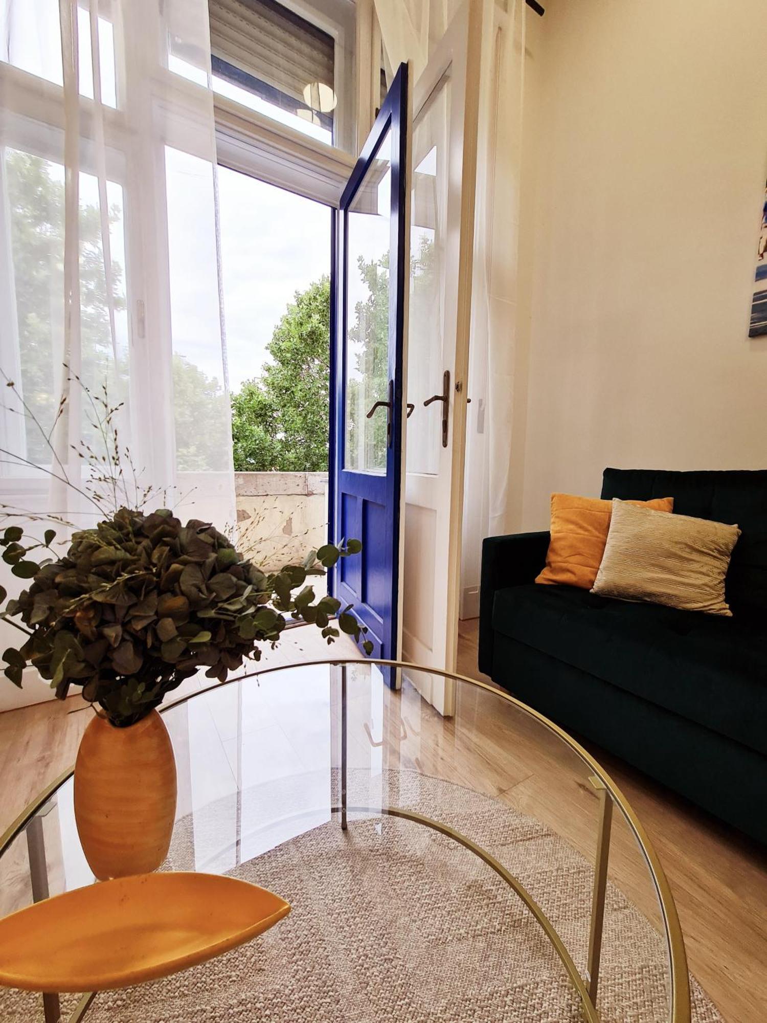 Appartement Liszt With Balcony And Garage Available -symphony 1 *