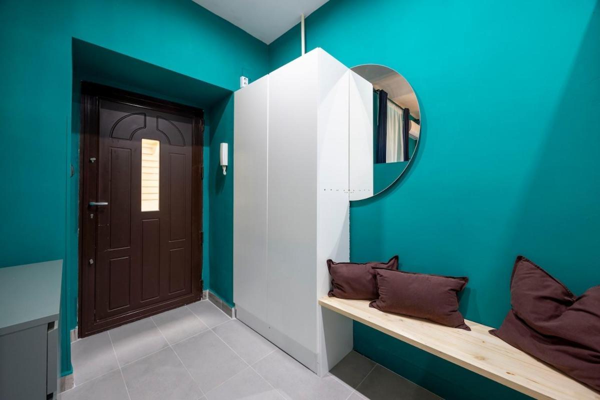Apartment Modern In Budapest
