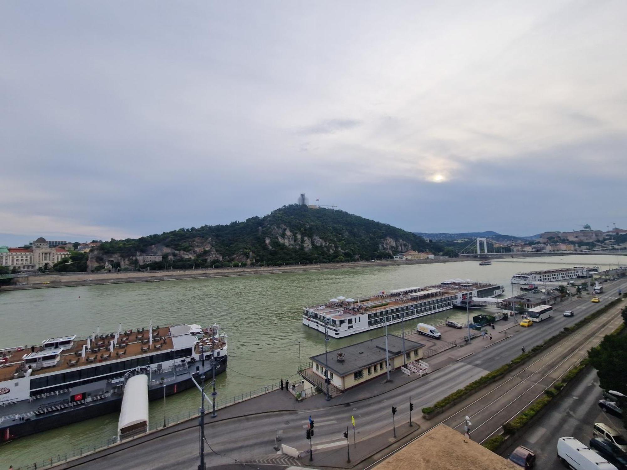 Danube Wonder View Budapest